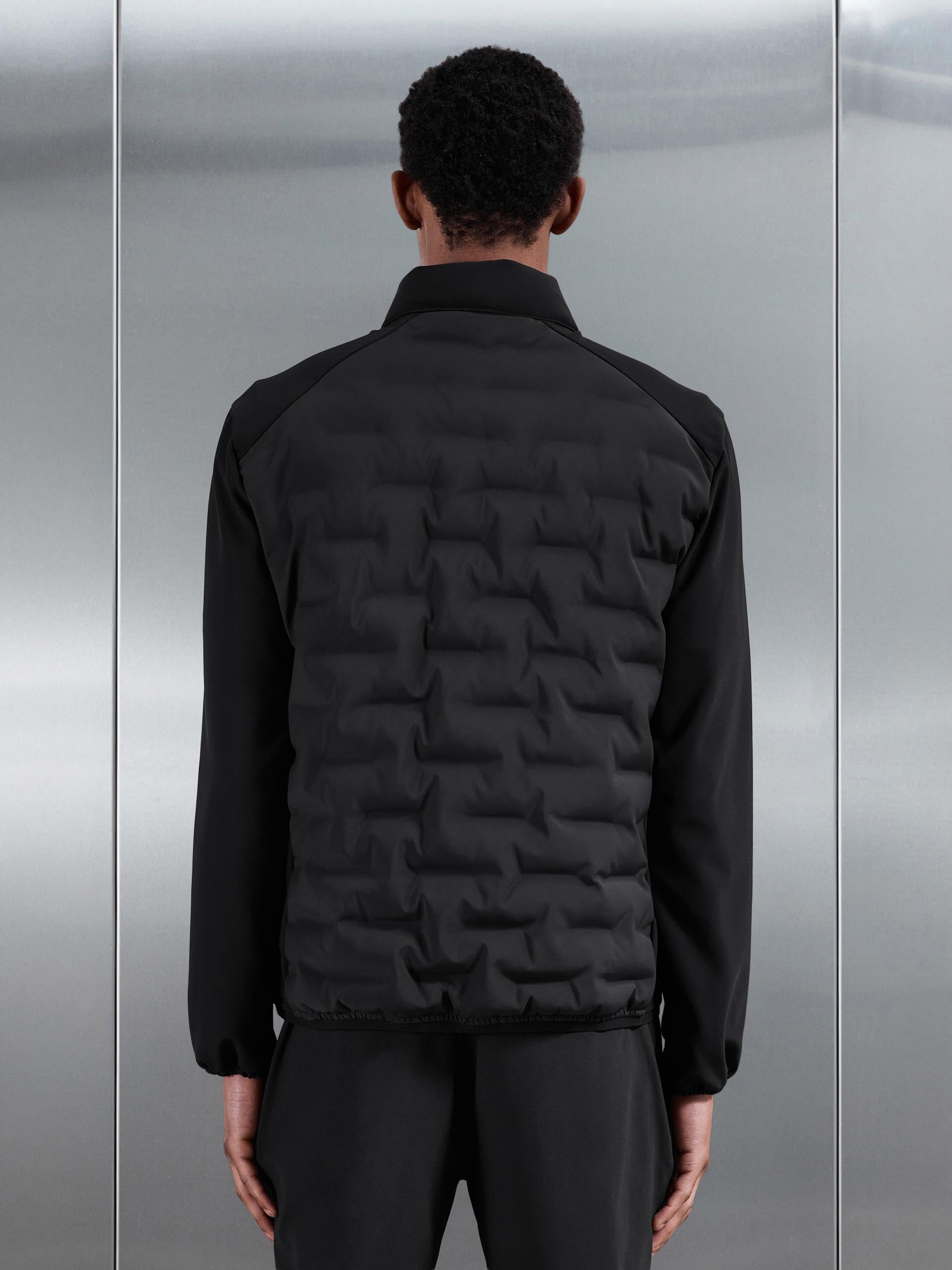 Golf Hybrid Jacket in Black