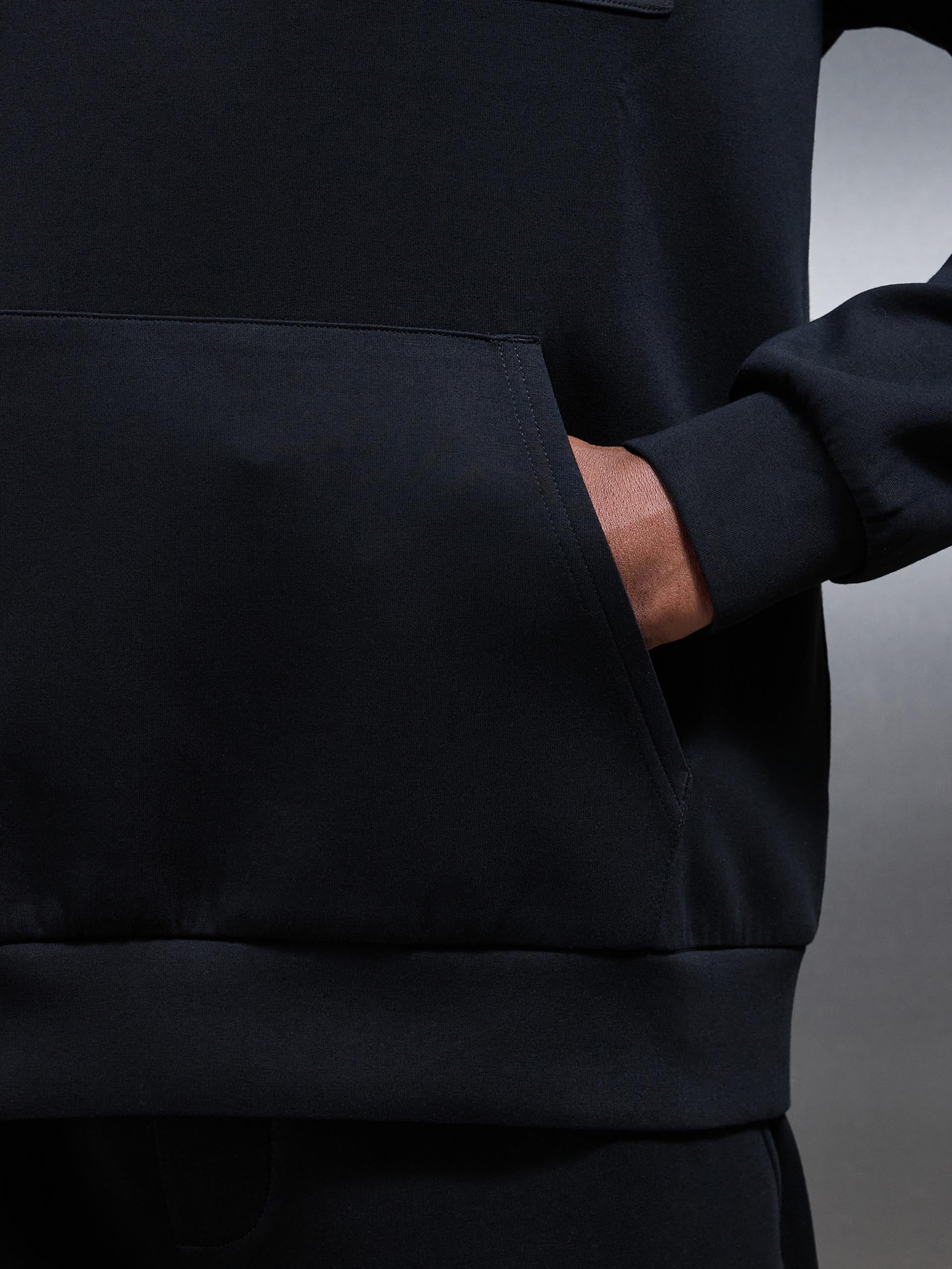 Hybrid Cargo Hoodie in Black