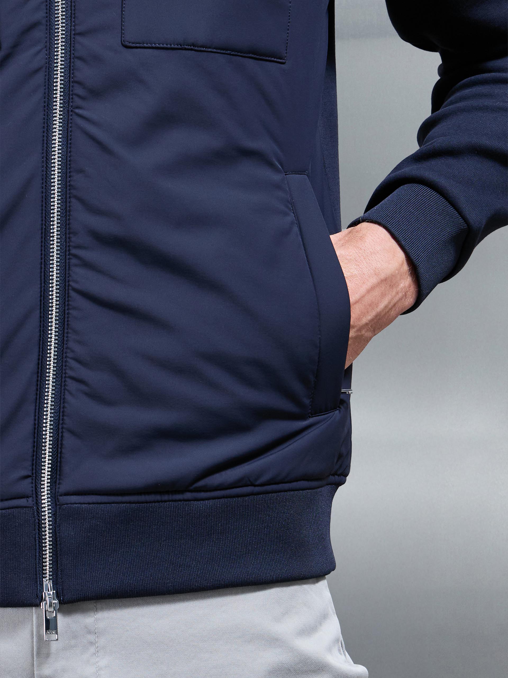 Hybrid Cargo Jacket in Navy
