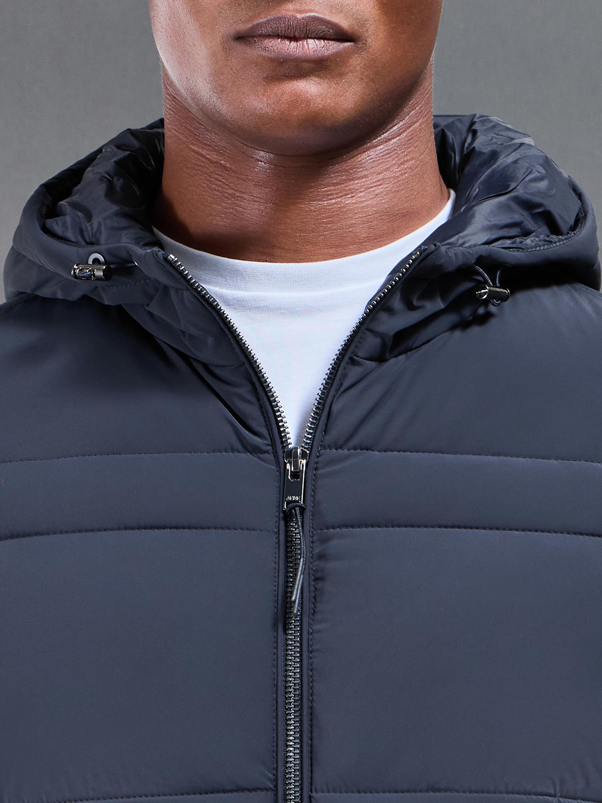 Hybrid Panel Puffer Windbreaker in Navy