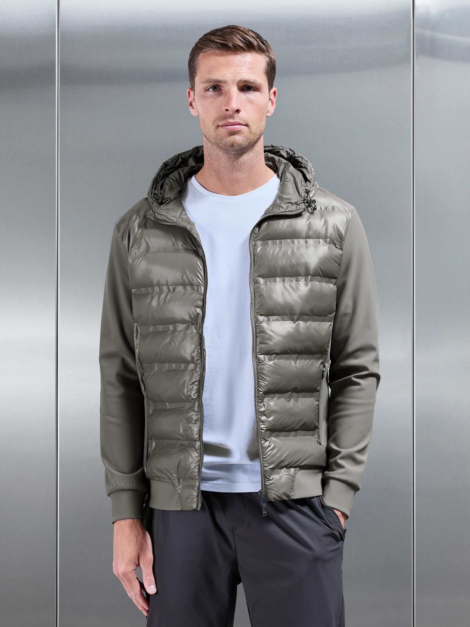 Hybrid Puffer Jacket in Olive