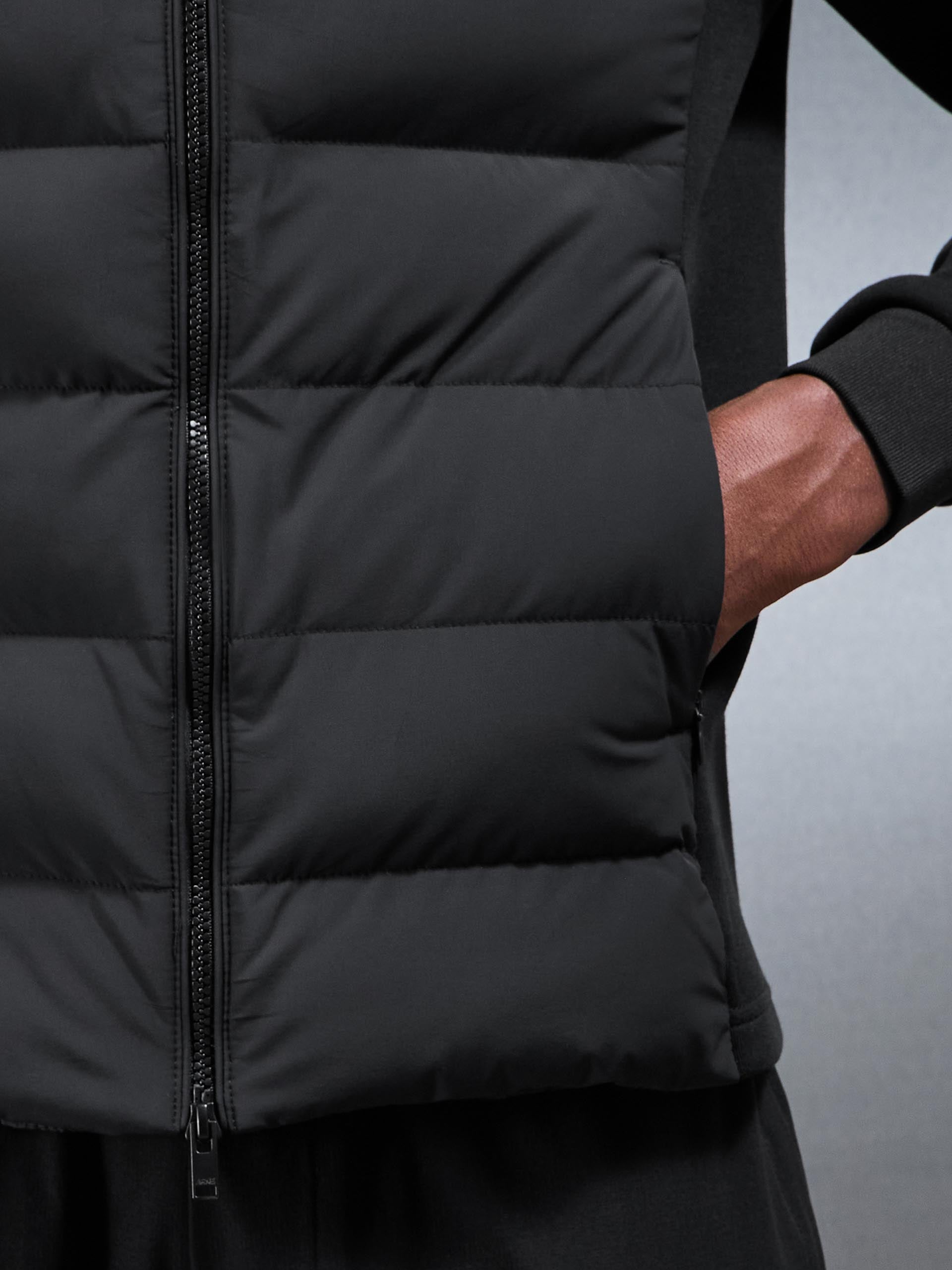 Hybrid Technical Puffer Jacket in Black