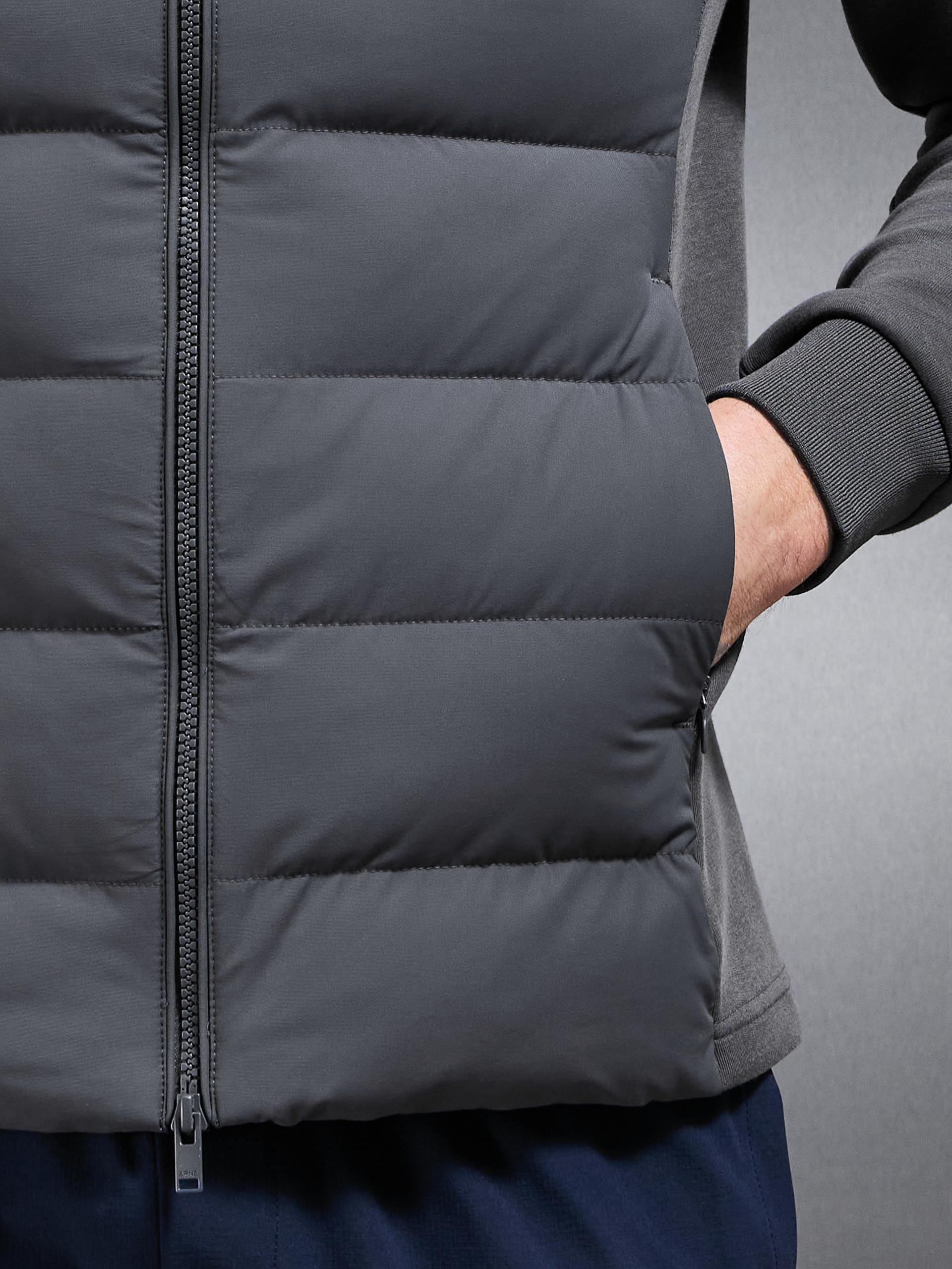 Hybrid Technical Puffer Jacket in Grey