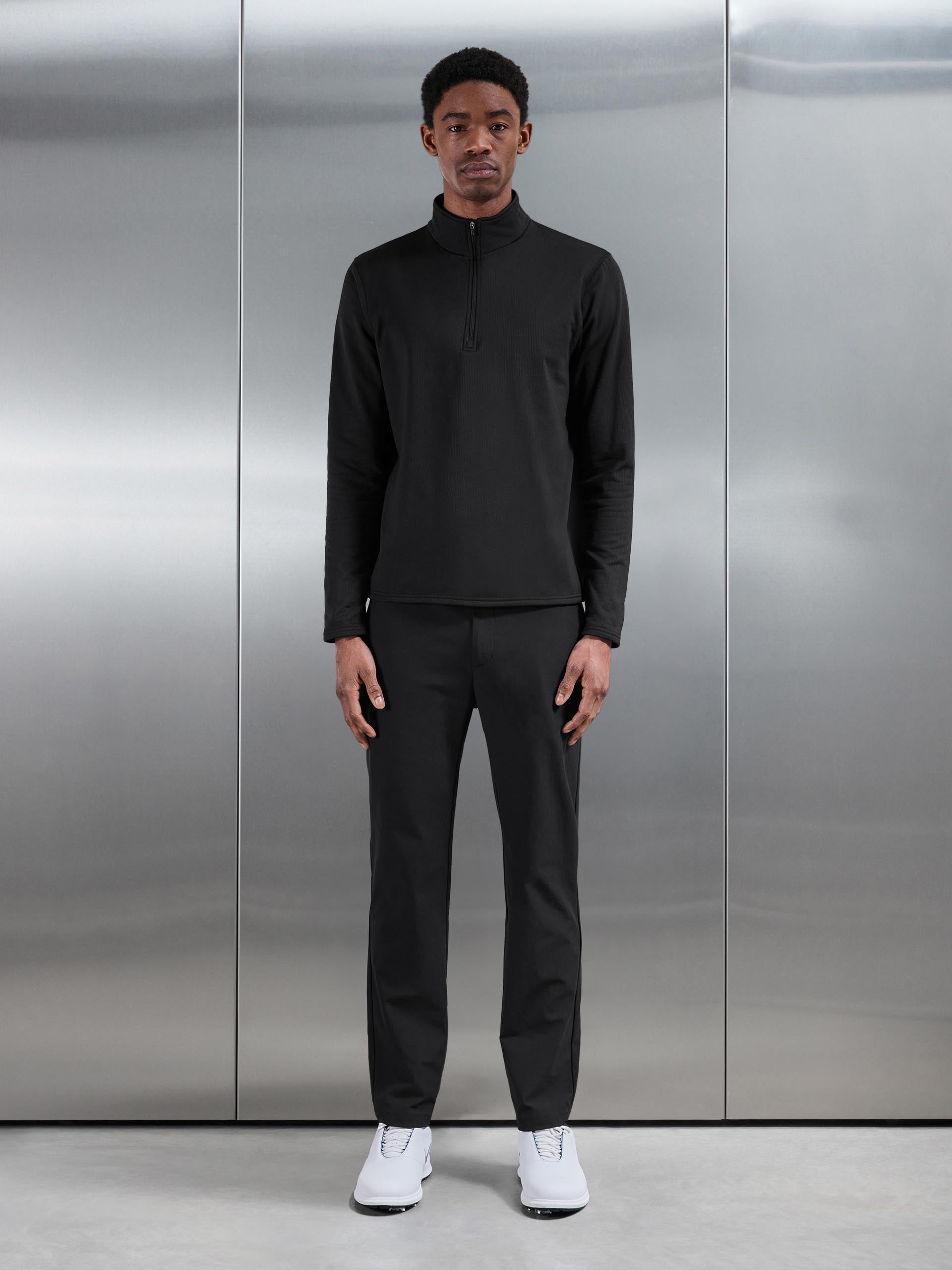 Insulating Golf Mid Layer in Black