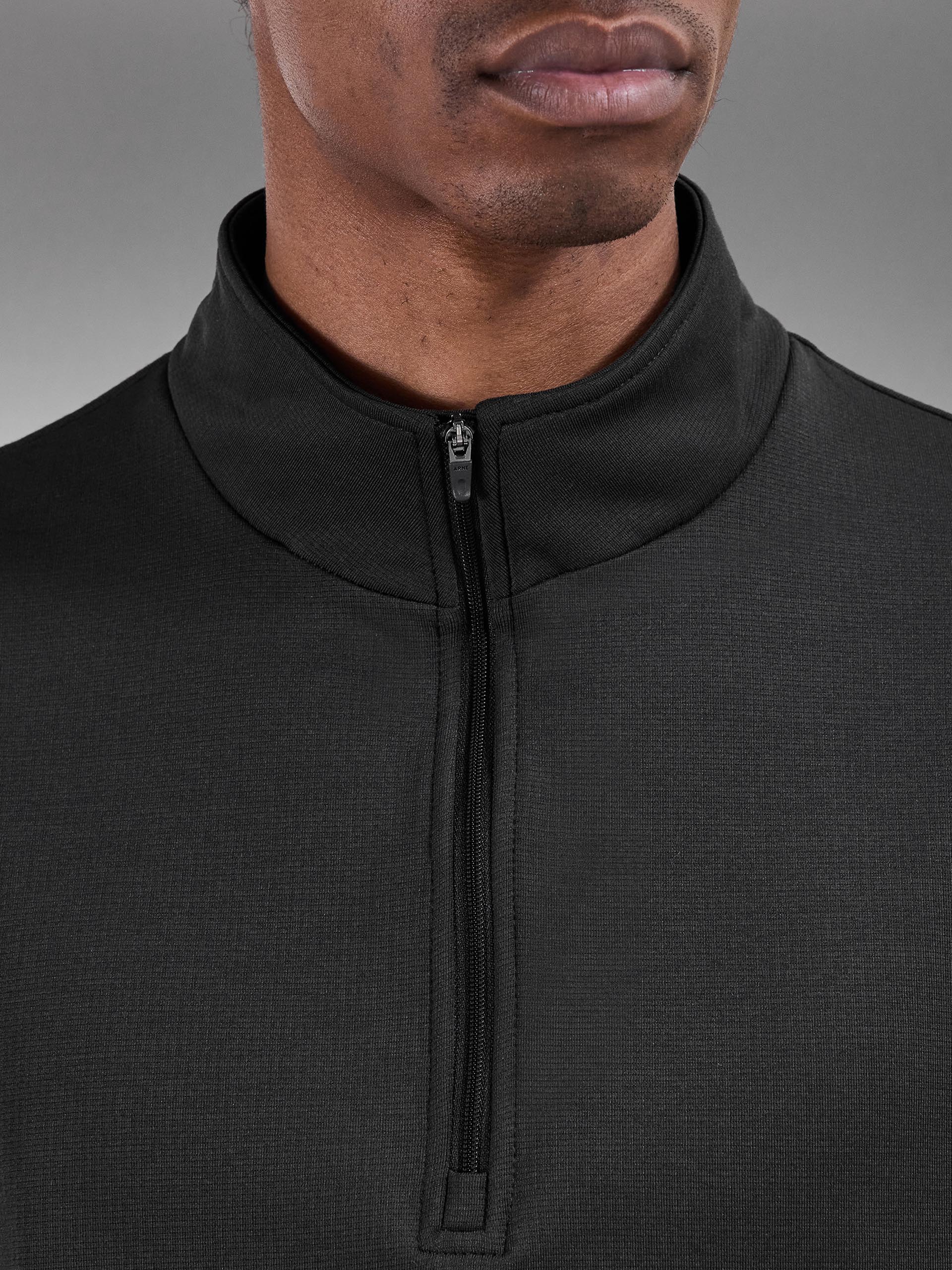 Insulating Golf Mid Layer in Grey