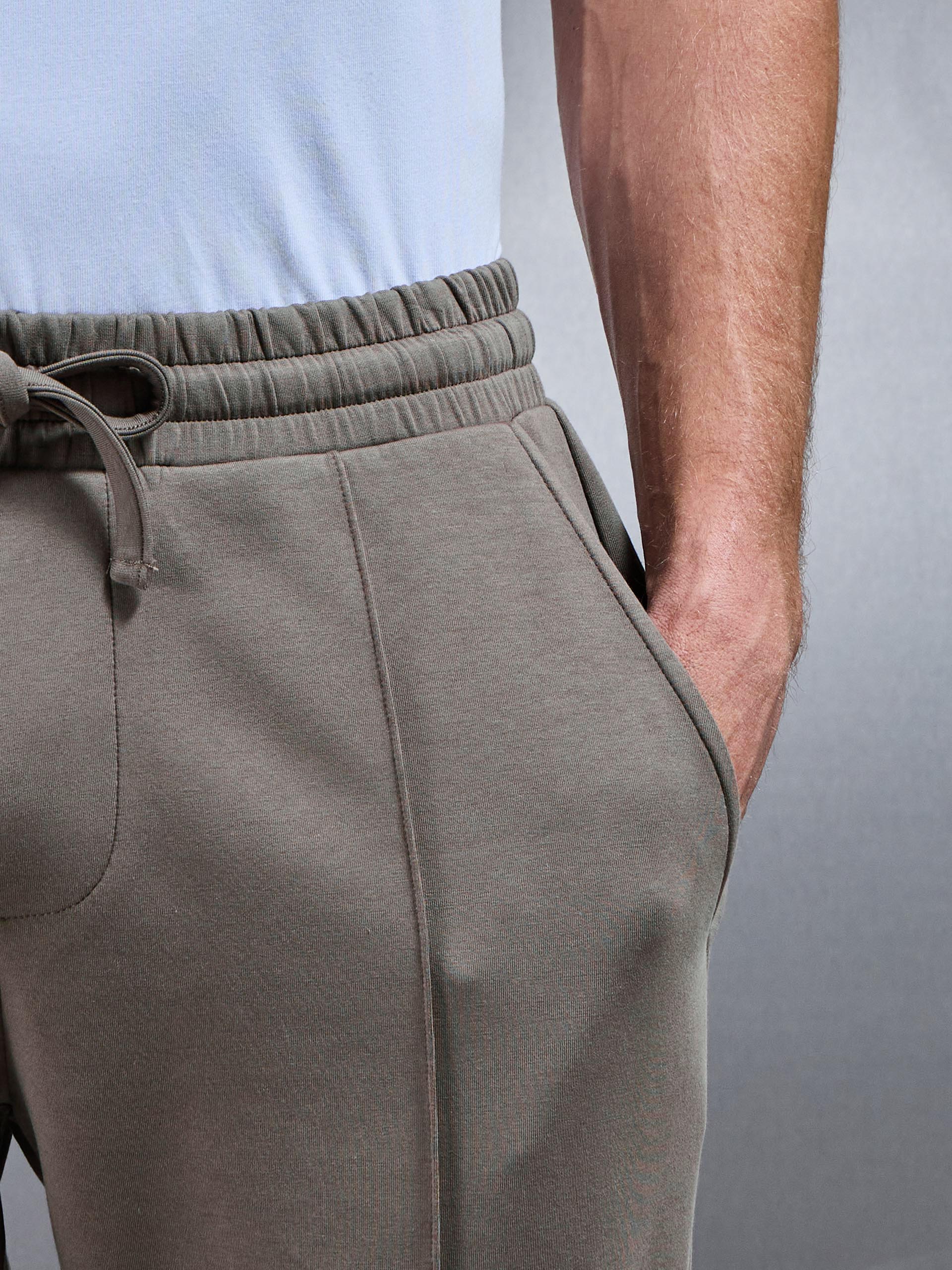 Interlock Jersey Tapered Jogger in Taupe