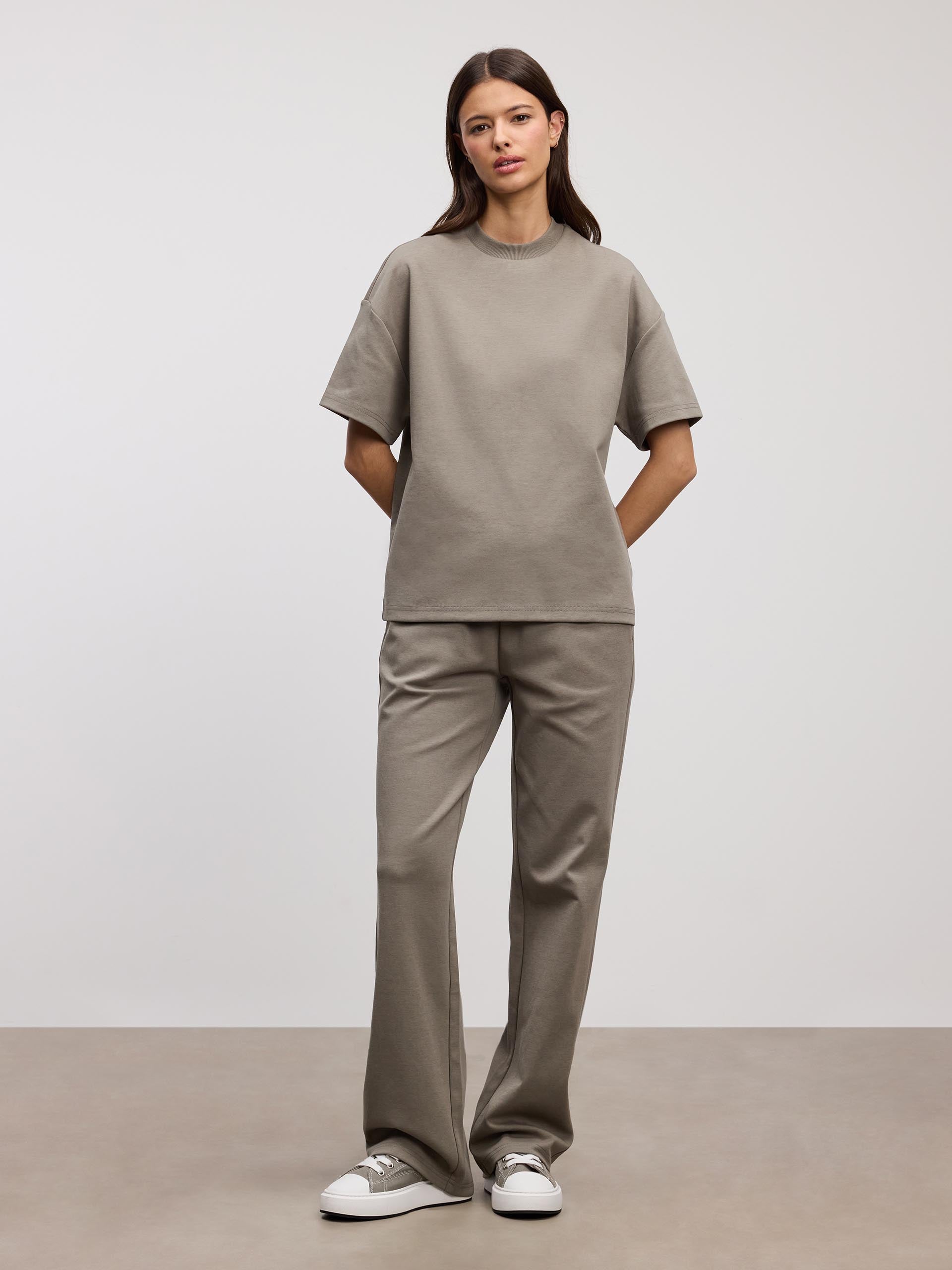 Womens Interlock Straight Leg Jogger in Olive