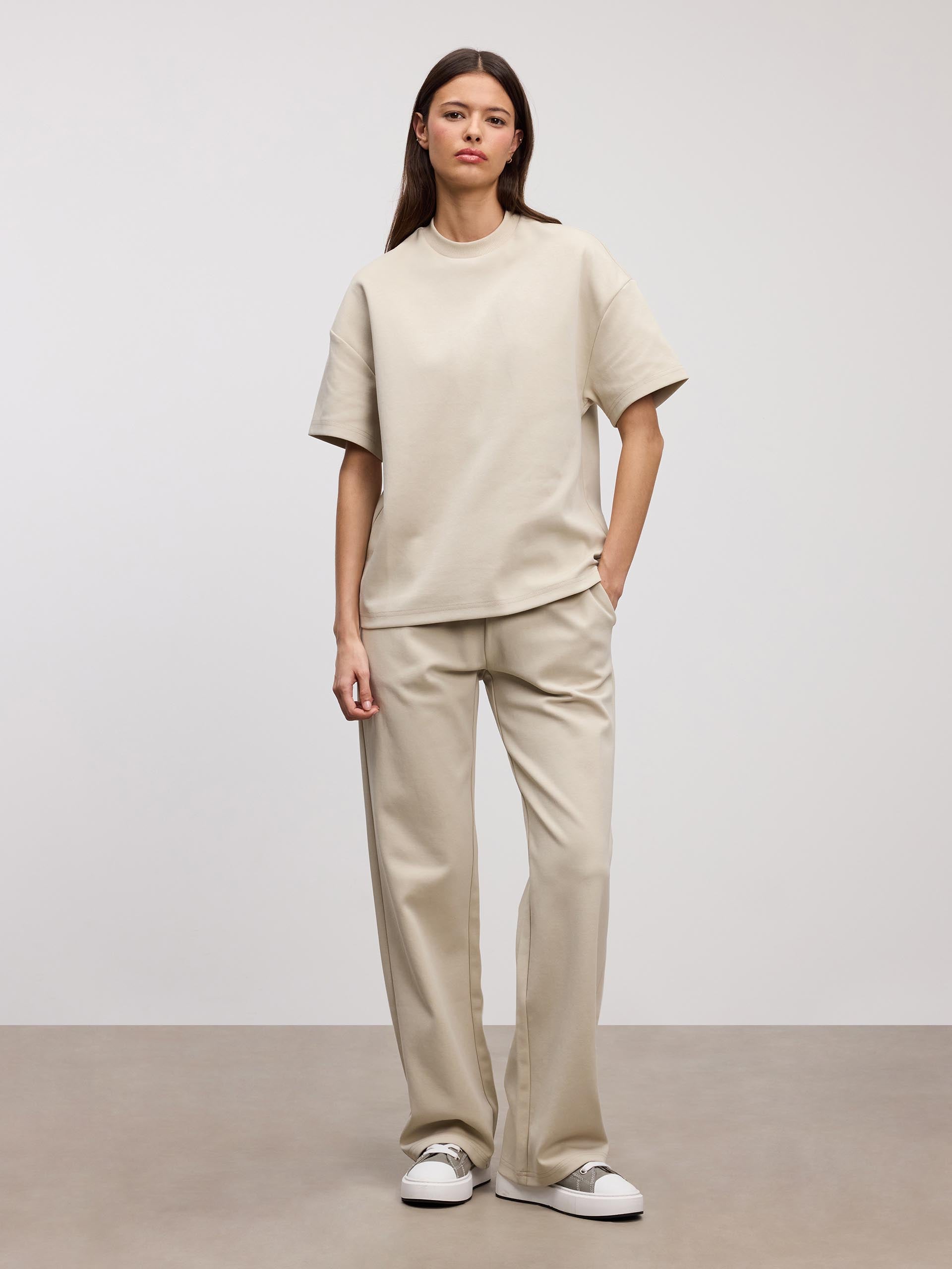 Womens Interlock Relaxed T-Shirt in Stone