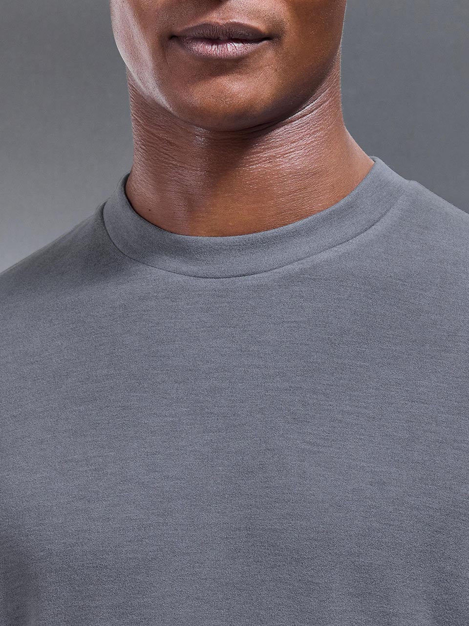 Knitted Textured Relaxed Fit T-Shirt in Slate Grey