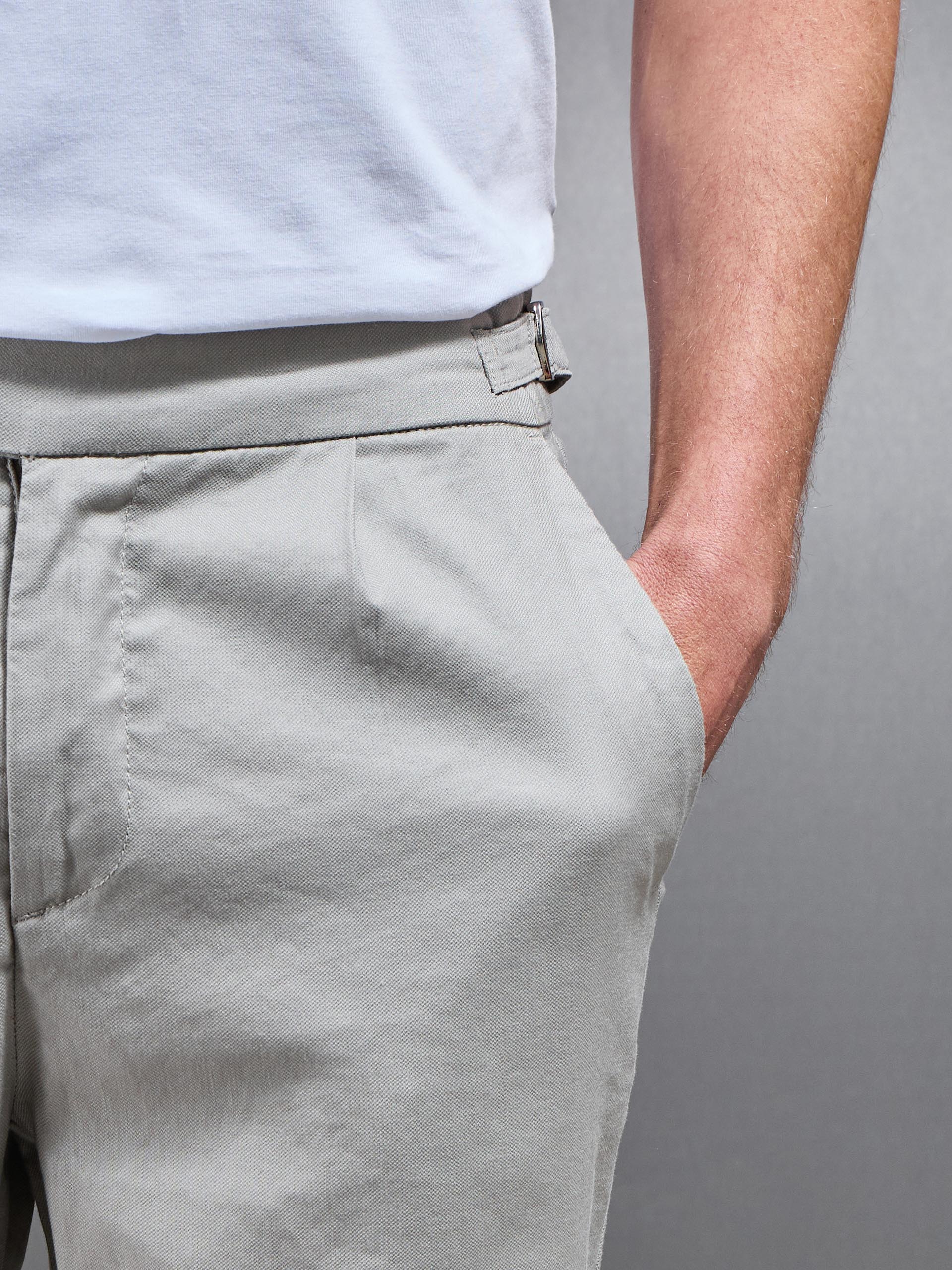 Linen Tailored Trouser in Stone