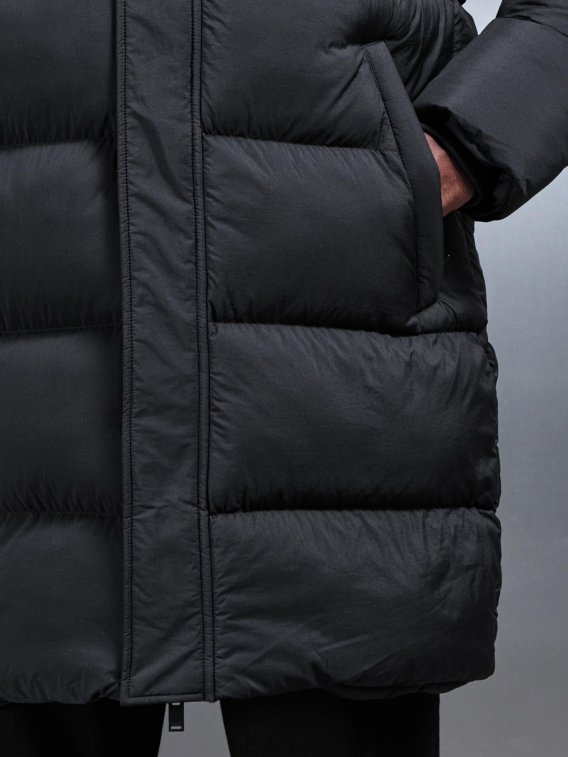 Matte Mid Length Puffer Jacket in Black