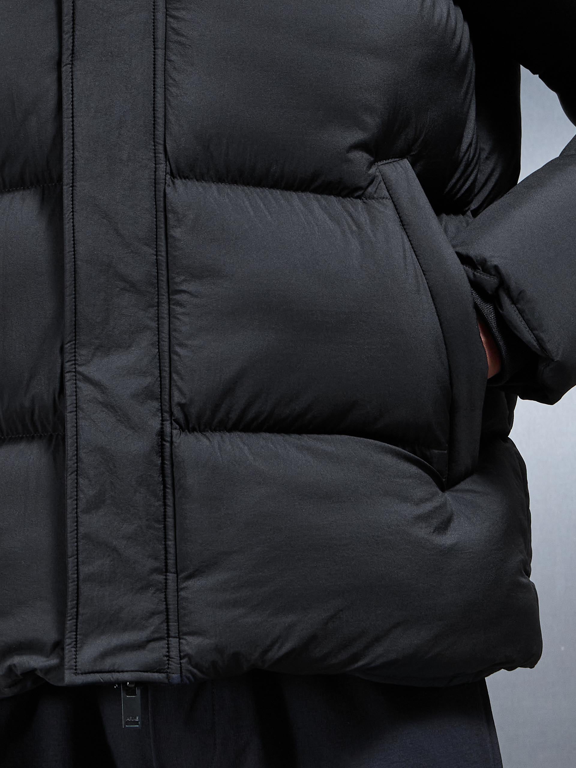 Matte Short Puffer Jacket in Black