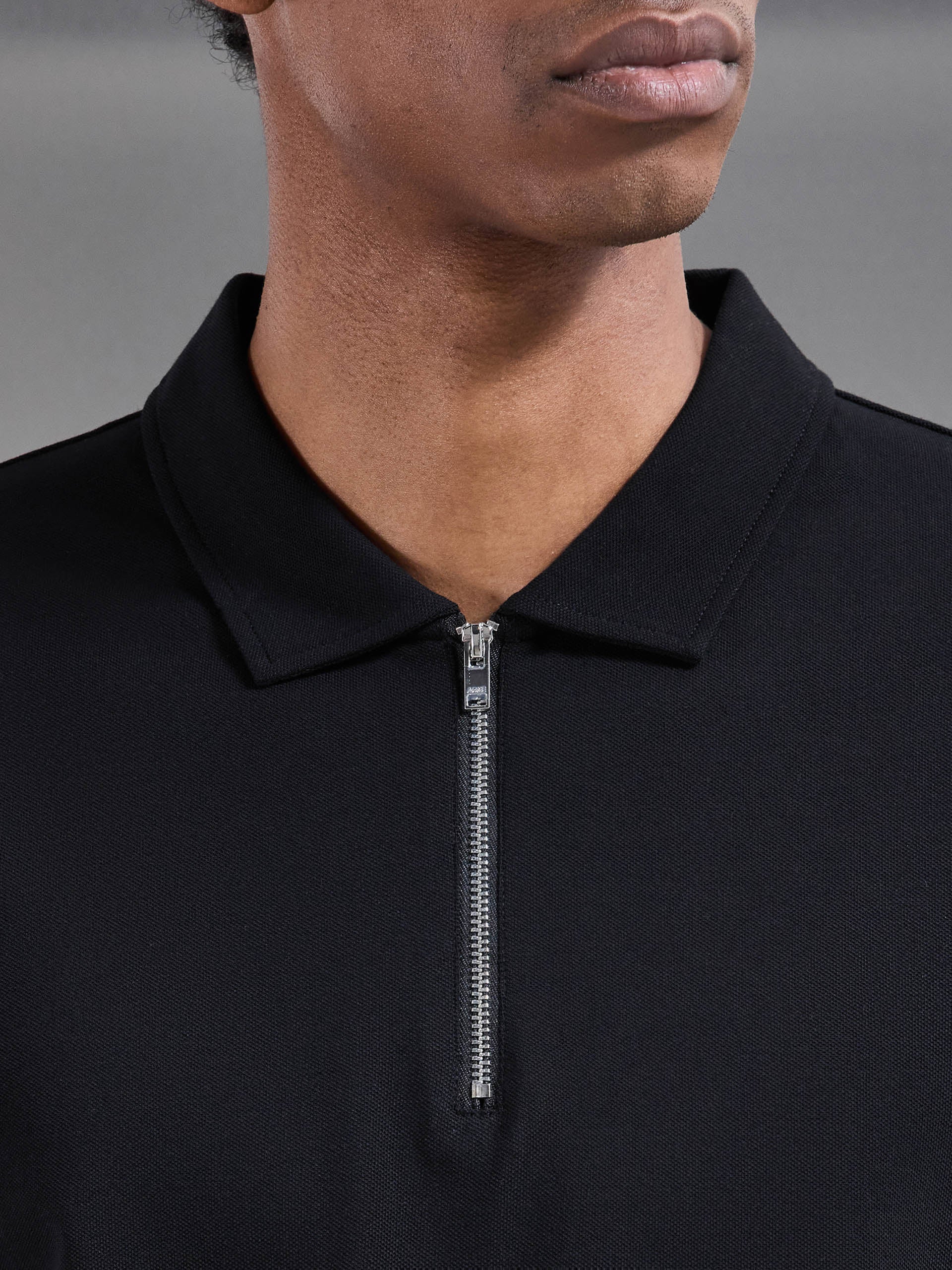 Mercerised Pique Zip Polo Shirt in Black