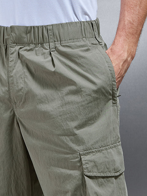 Parachute Cargo Pant in Olive