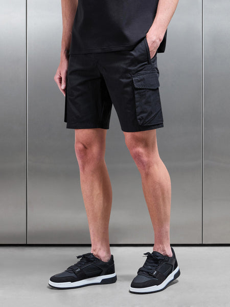 Parachute Cargo Short in Black