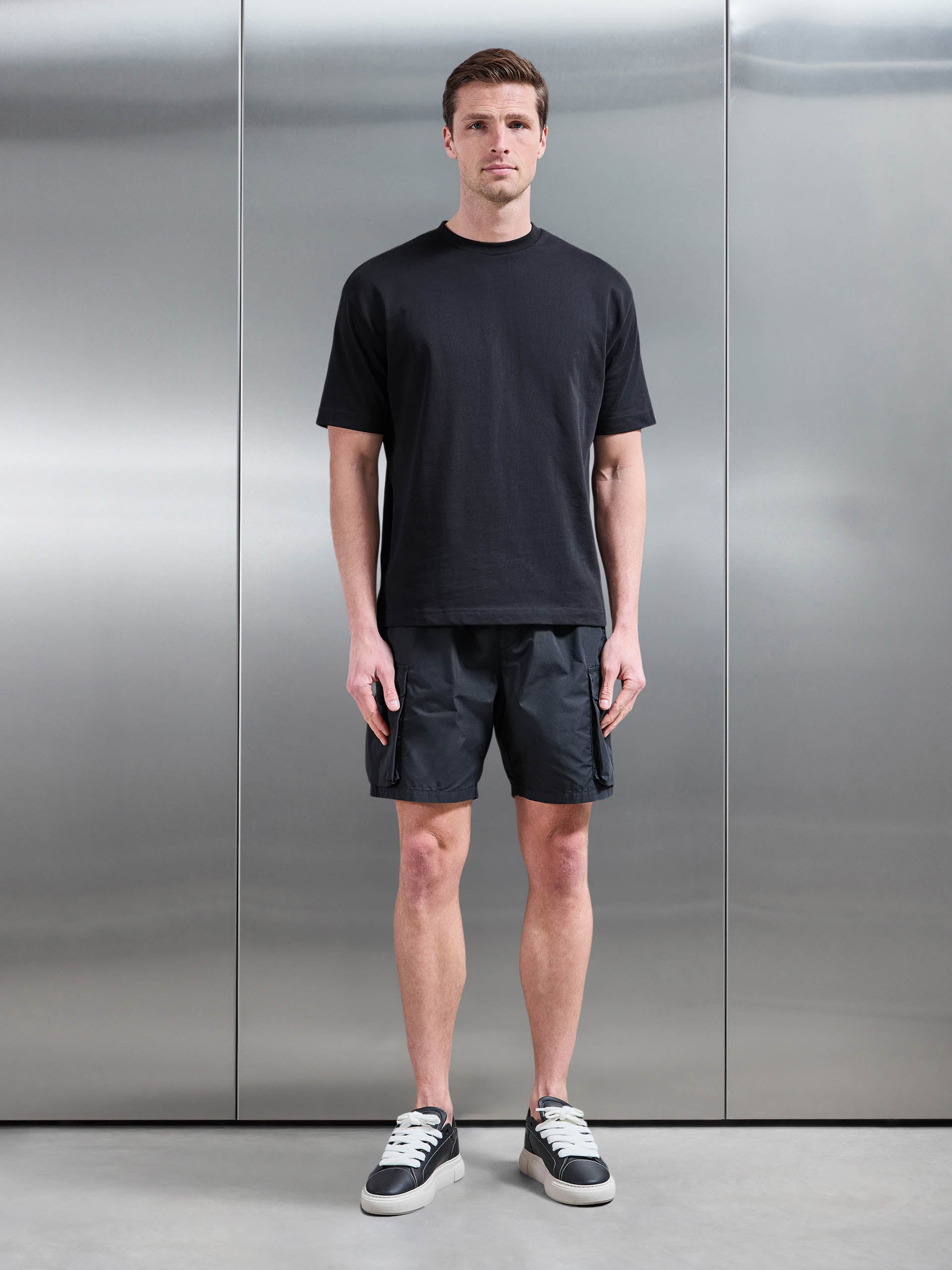 Parachute Cargo Short in Black