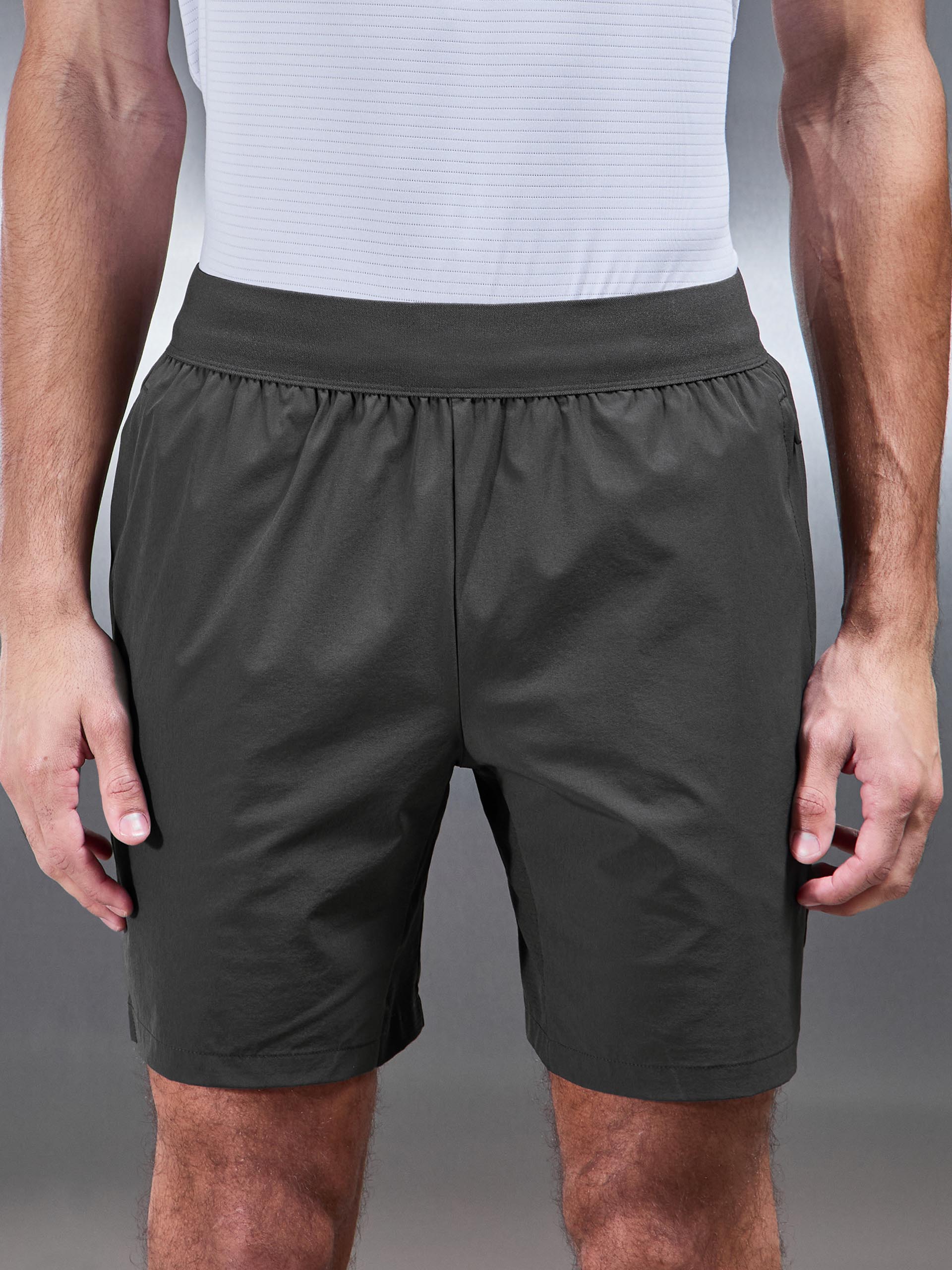 Performance Short in Grey