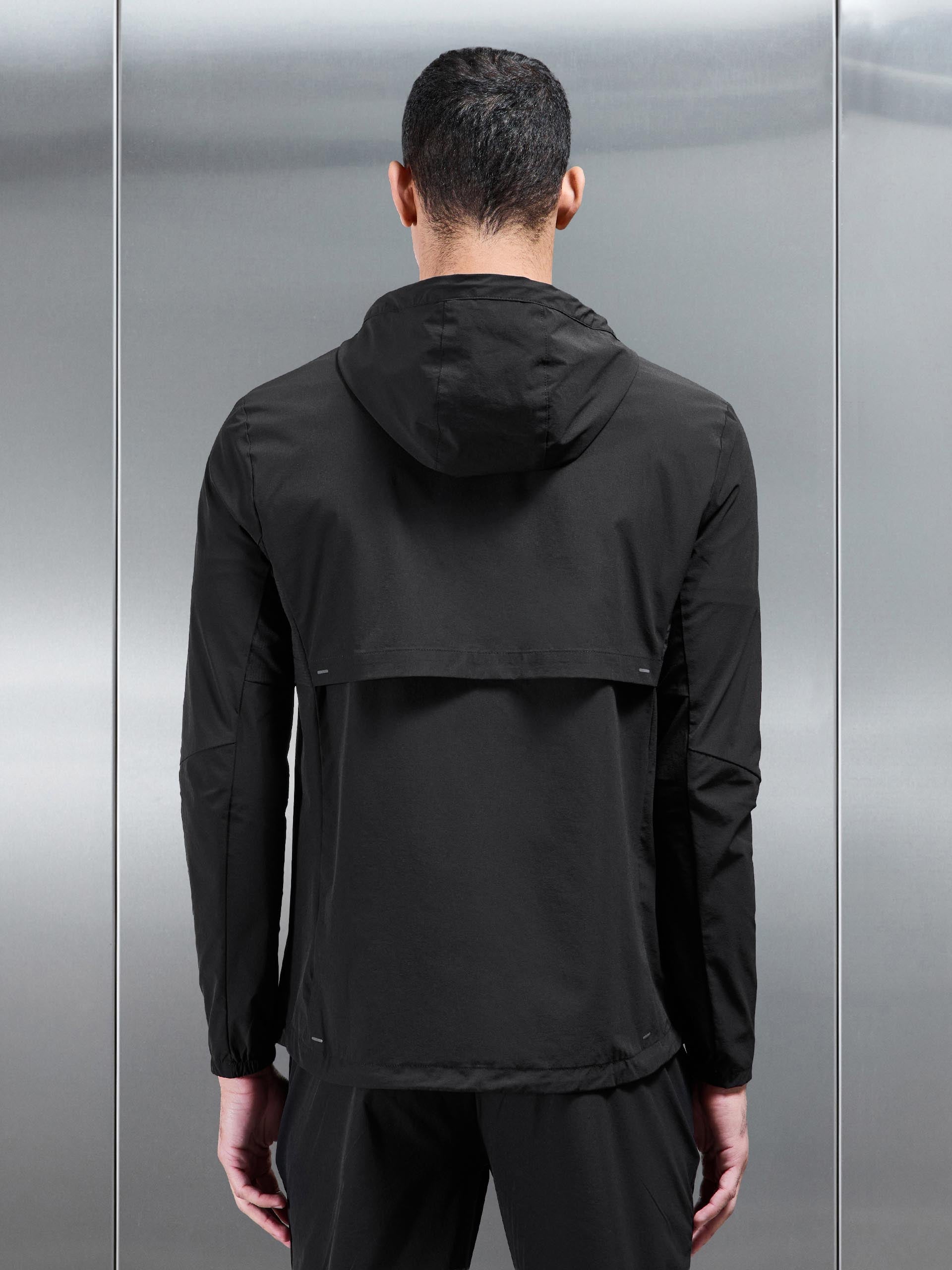 Performance Windbreaker in Black