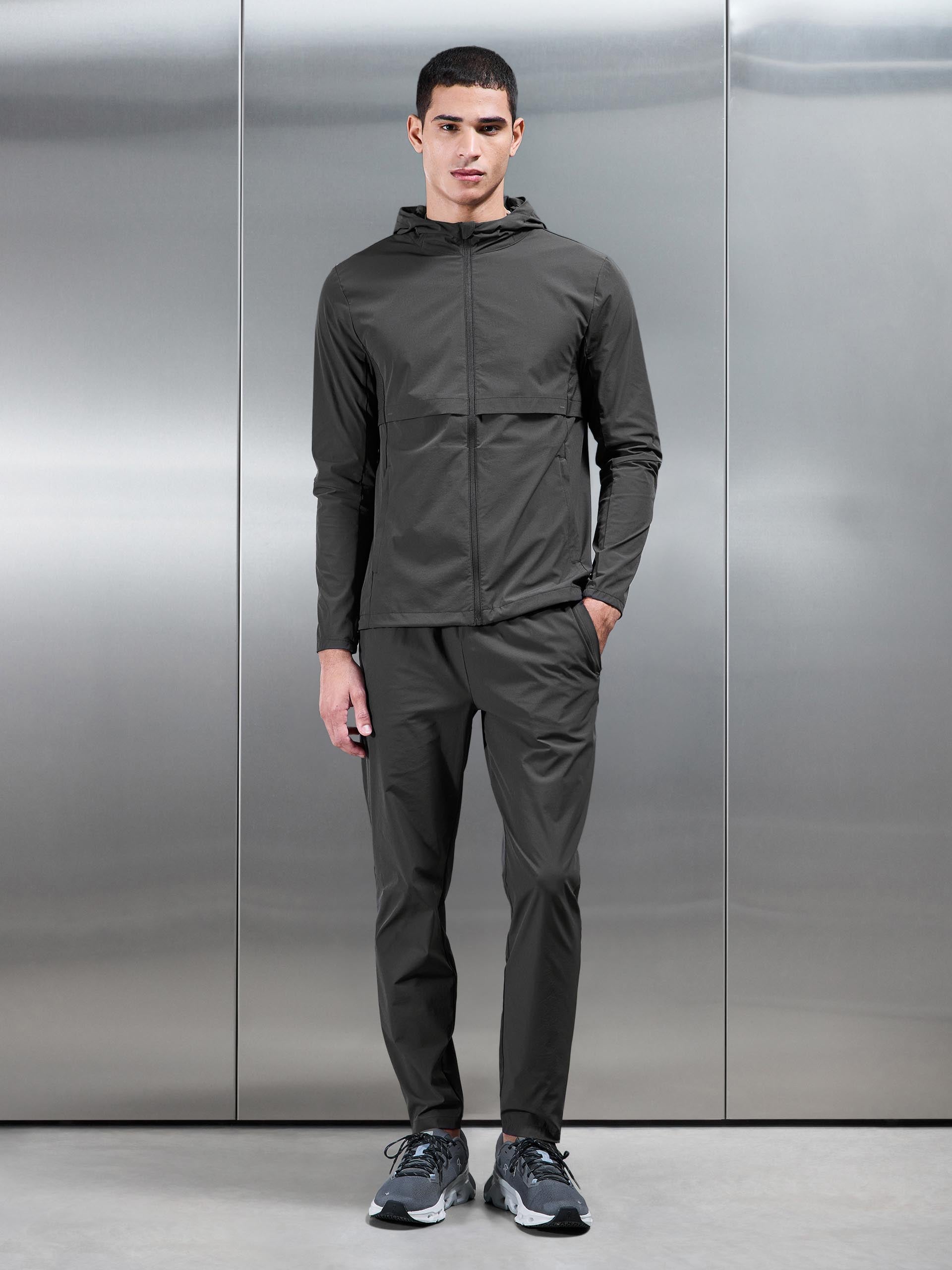 Performance Windbreaker in Grey