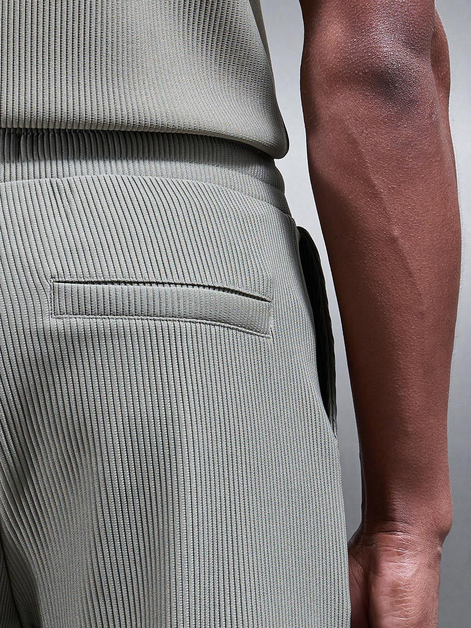 Pleated Trouser in Sage