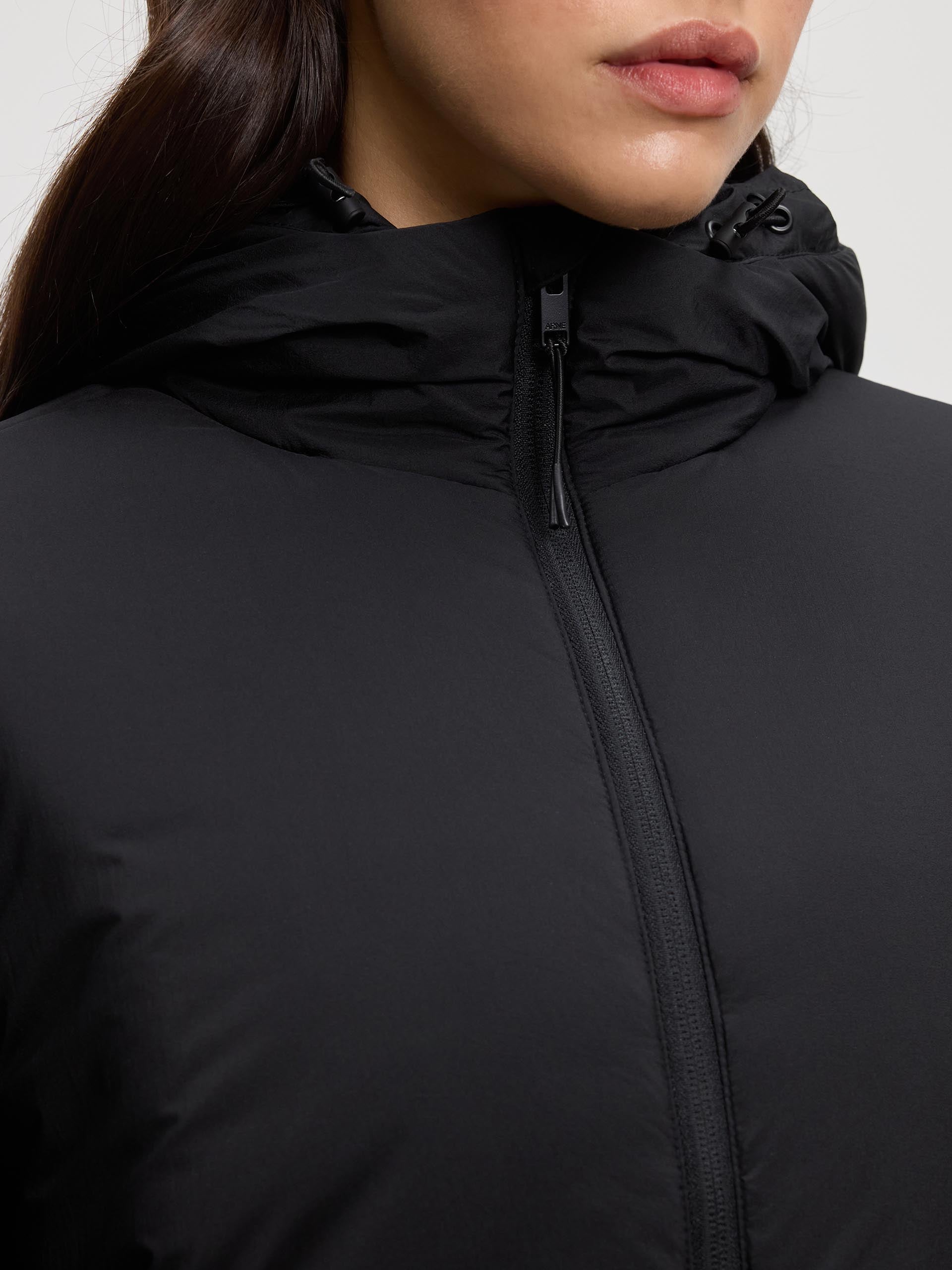 Womens Puffer Windbreaker in Black