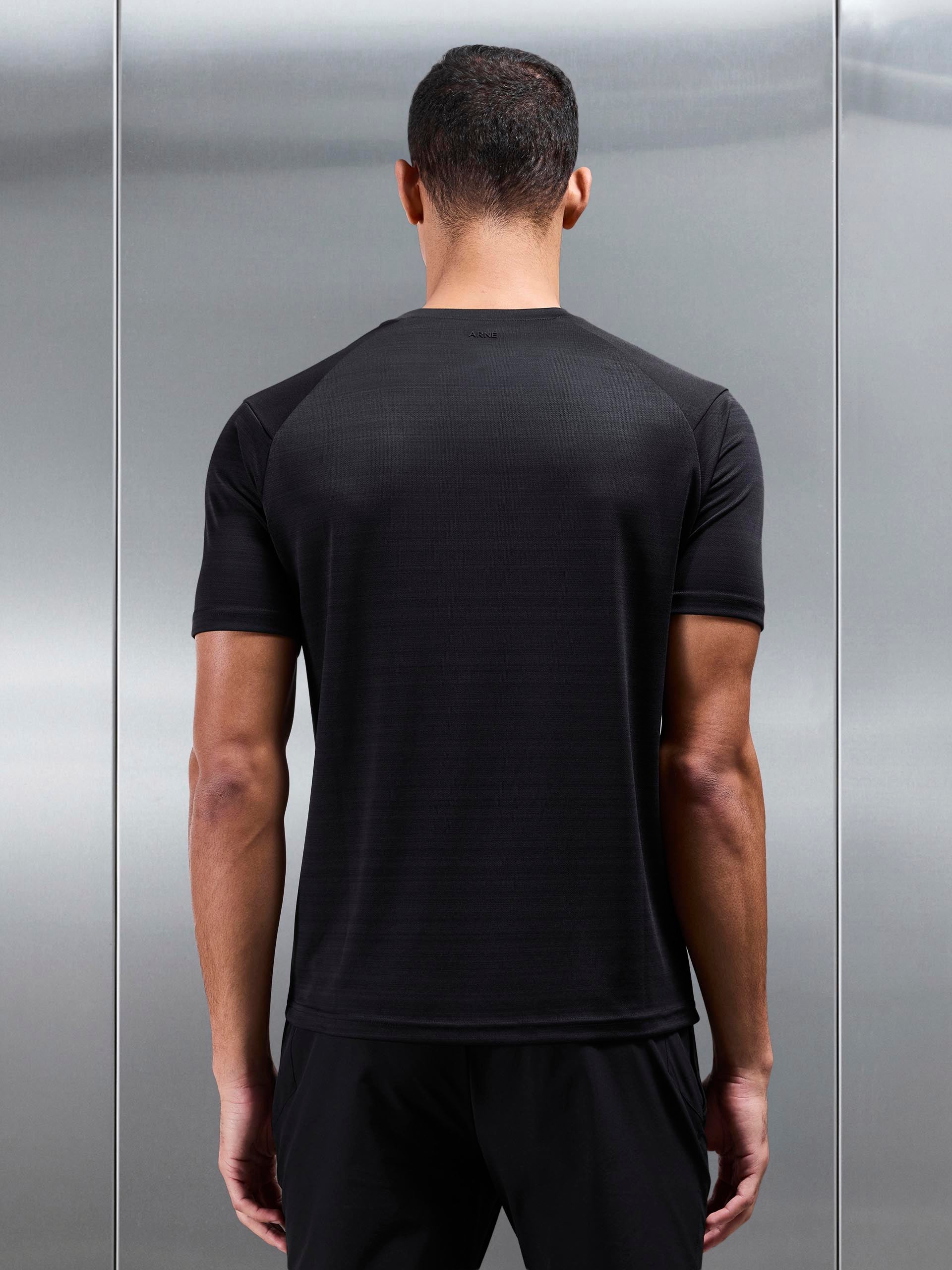 React T-Shirt in Black