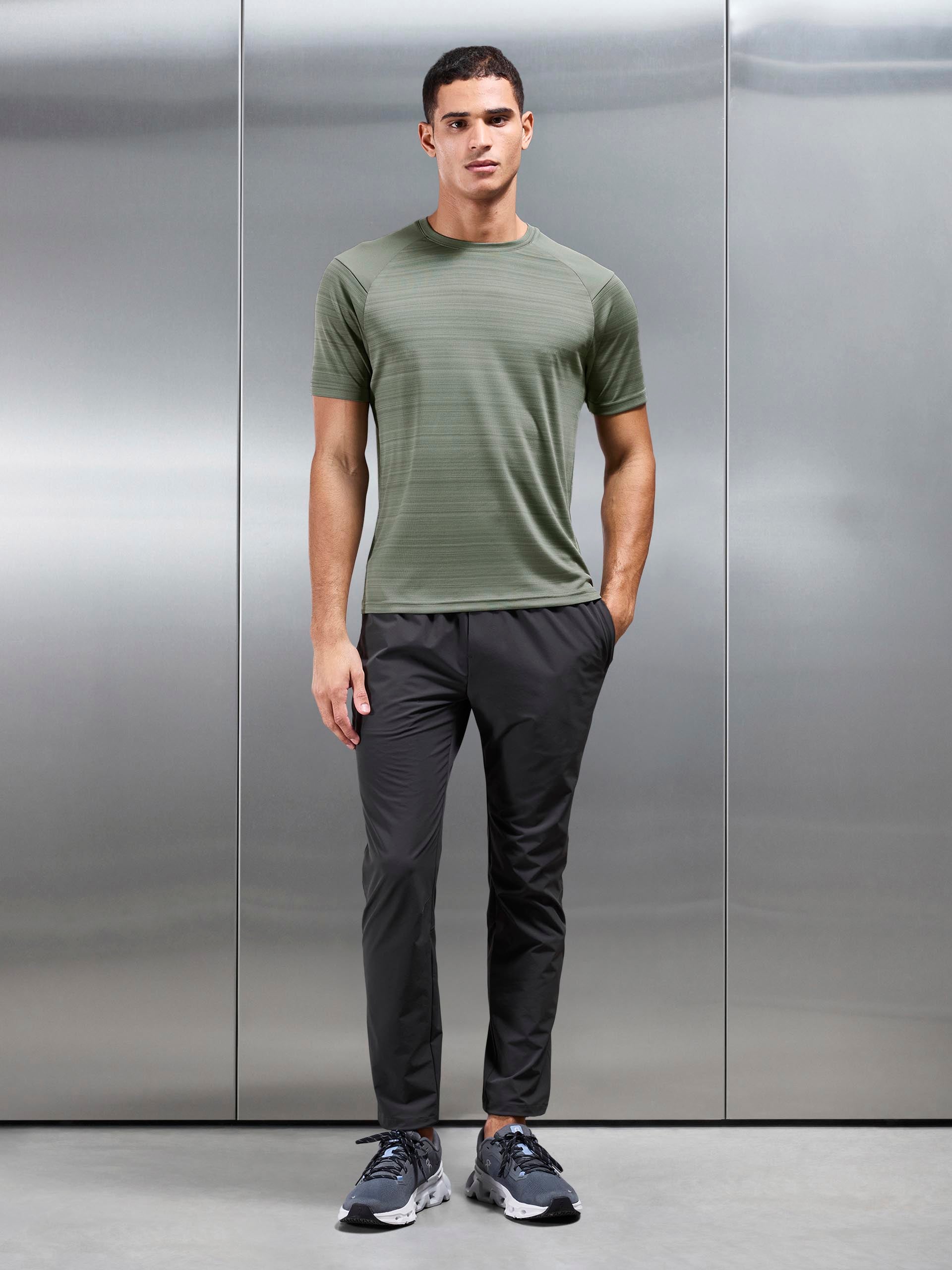 React T-Shirt in Olive