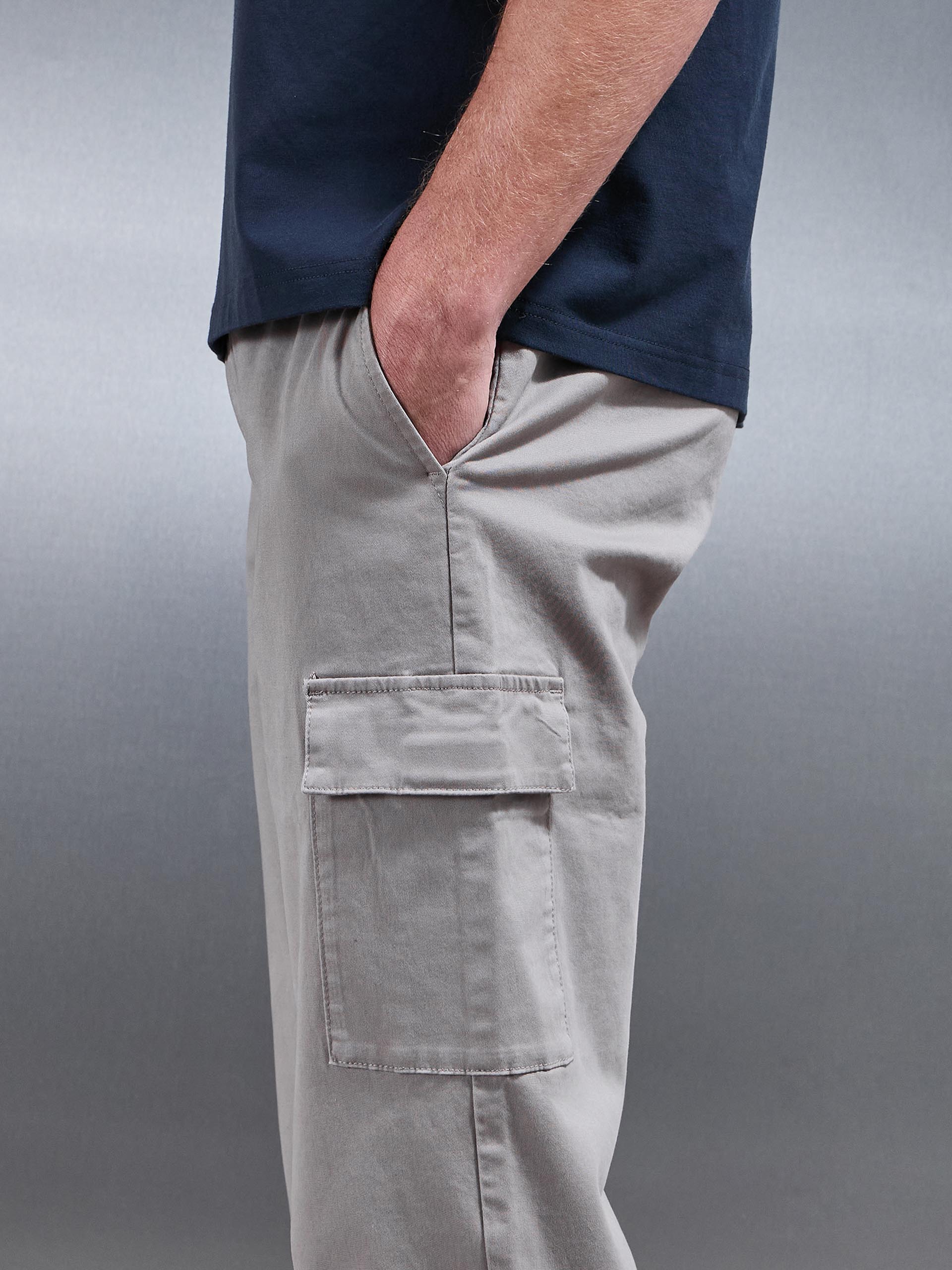 Relaxed Fit Cotton Cargo Pant in Taupe