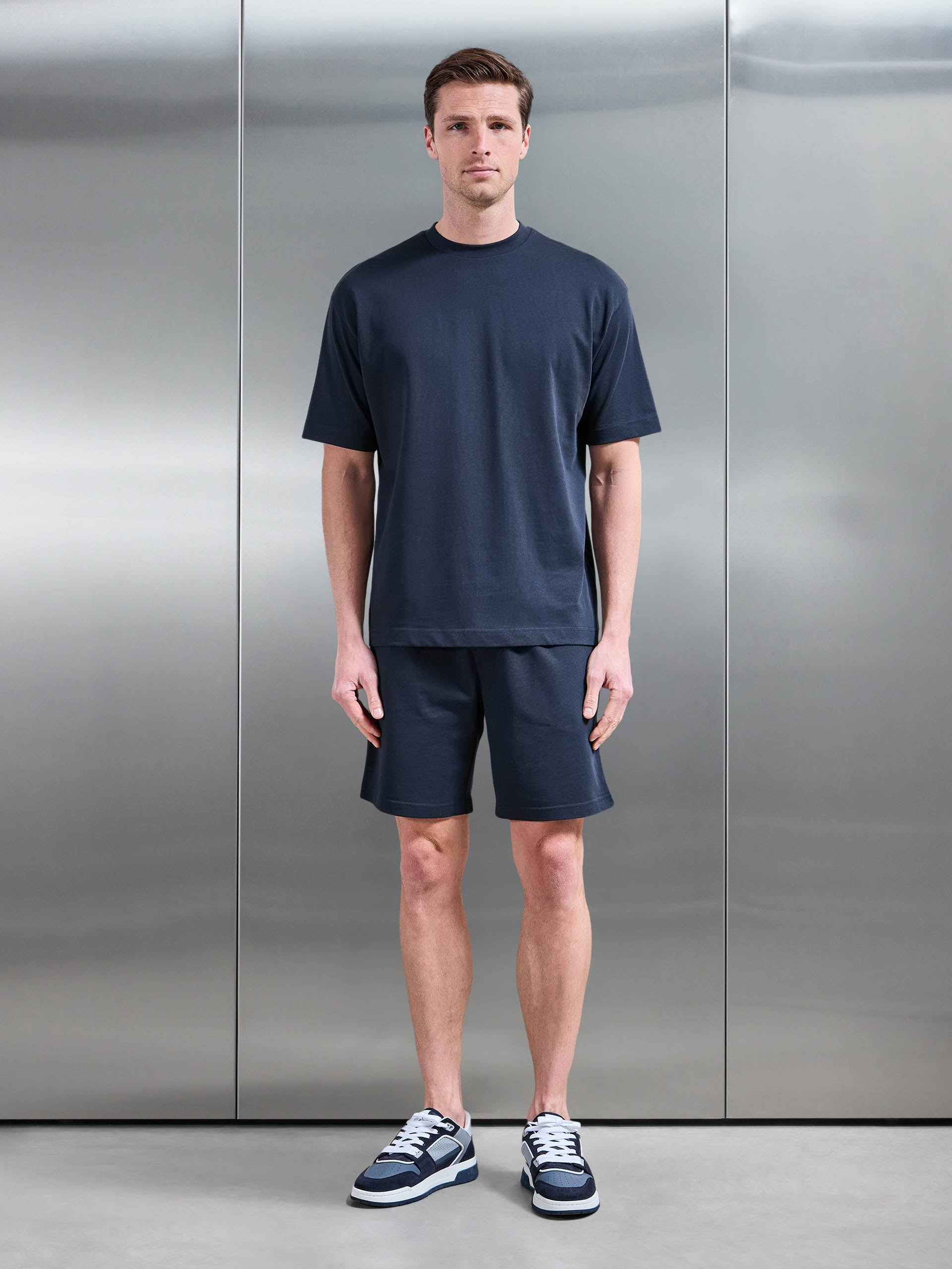 Relaxed Fit Cotton Short in Navy