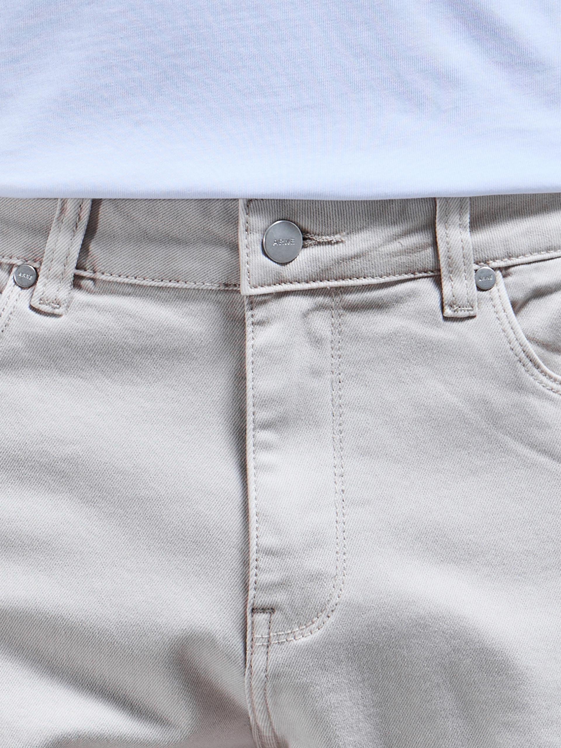 Relaxed Fit Denim Short in Stone