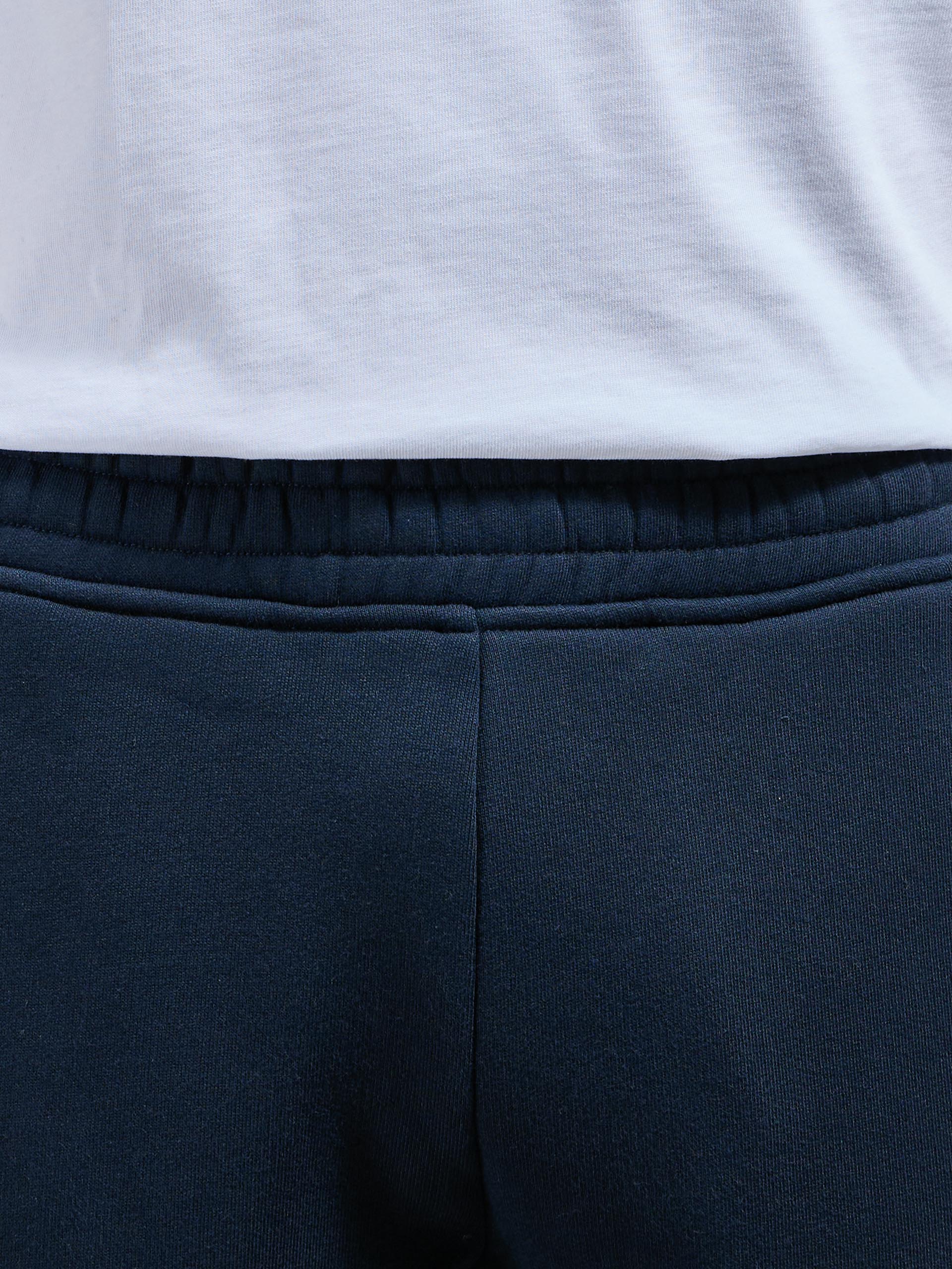 Relaxed Cuffed Jogger in Navy