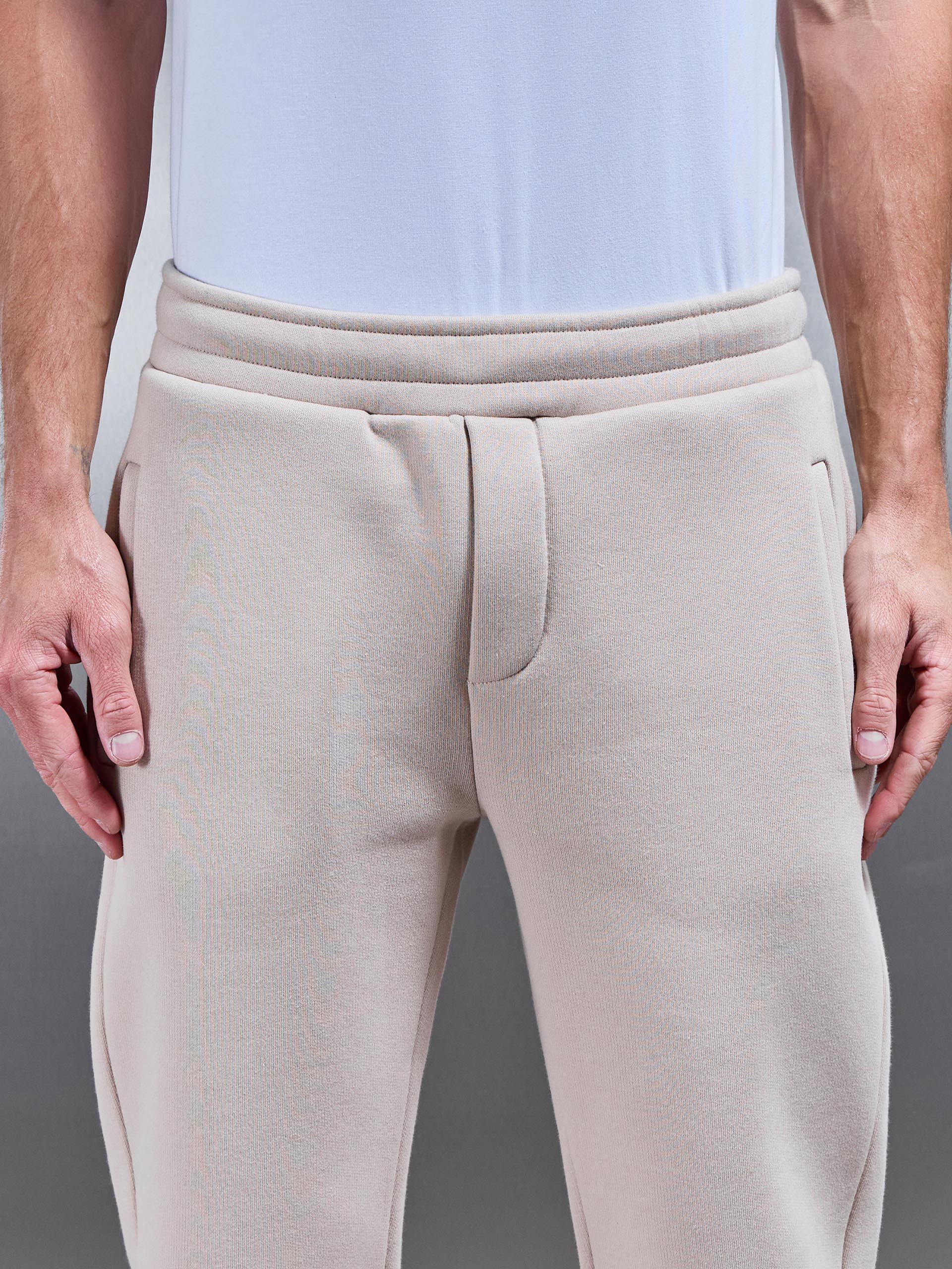 Relaxed Fit Jogger in Beige