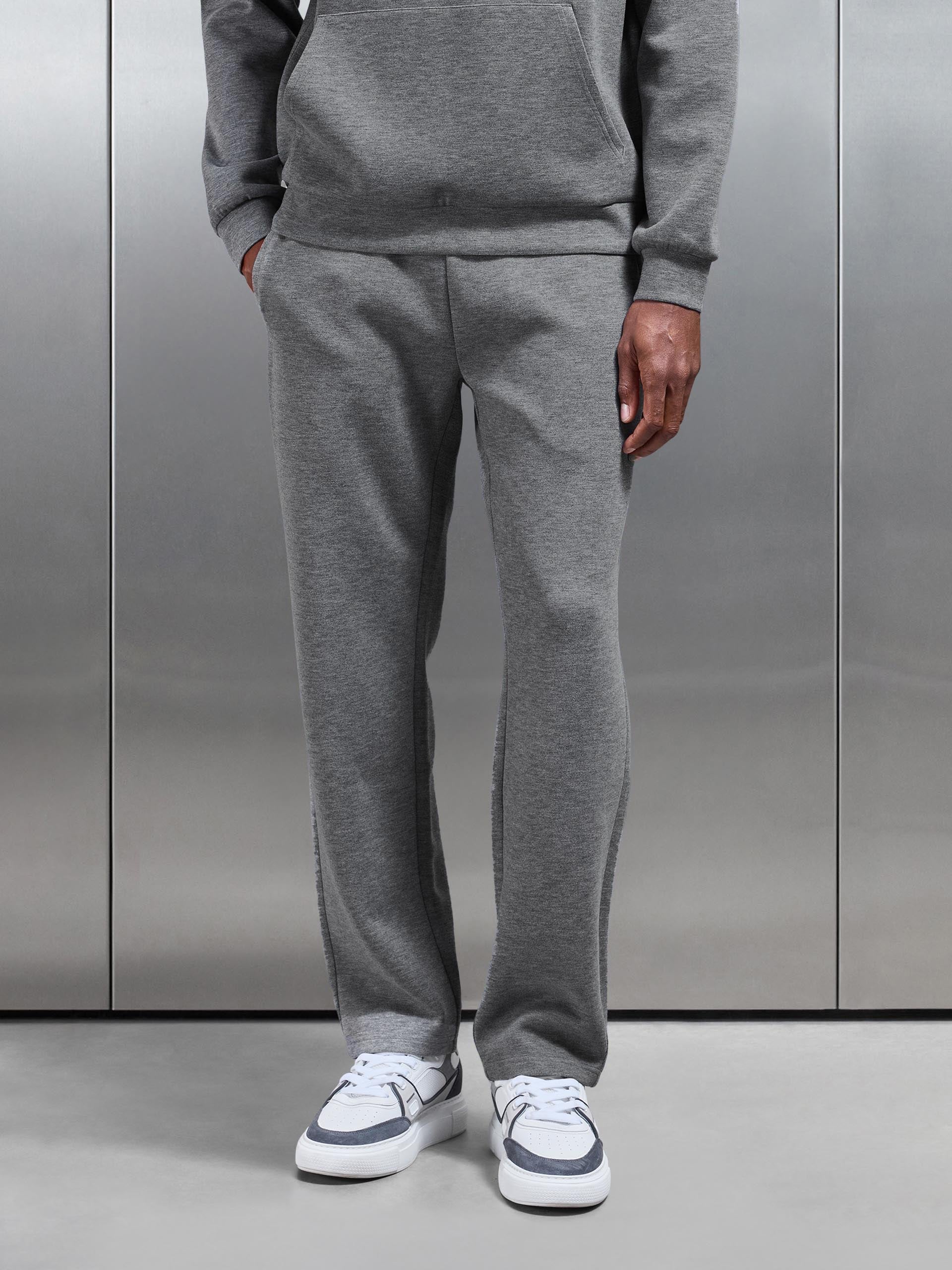 Relaxed Fit Knitted Jogger in Charcoal Marl