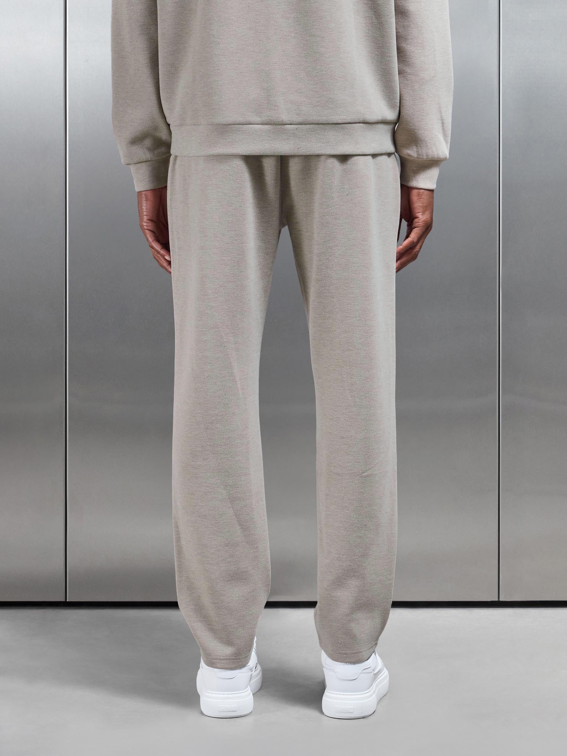 Relaxed Fit Knitted Jogger in Stone