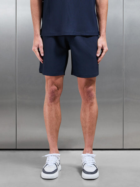 Relaxed Fit Pleated Short in Navy