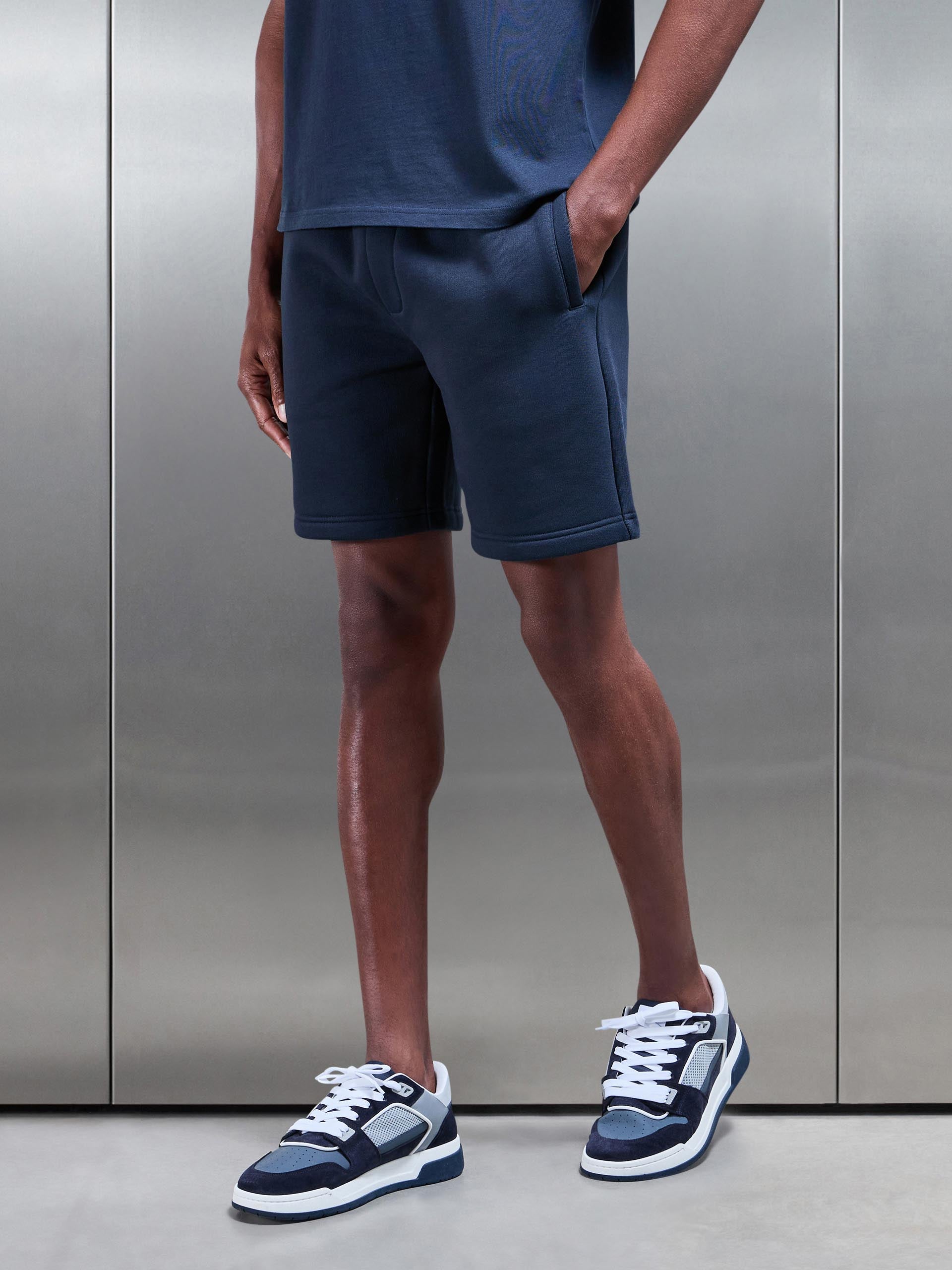 Relaxed Fit Short in Navy