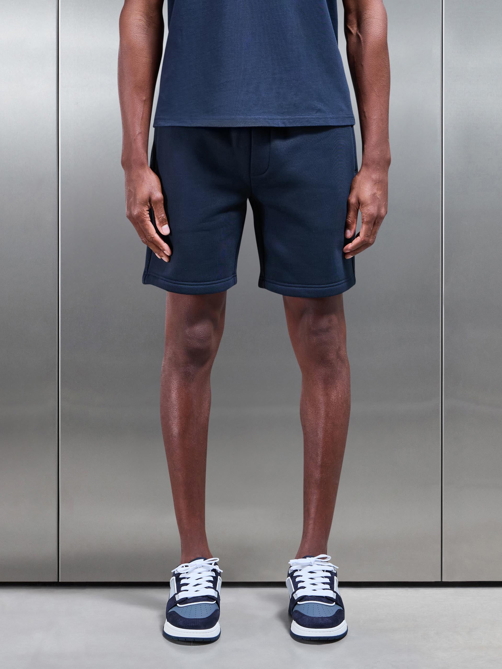 Relaxed Fit Short in Navy