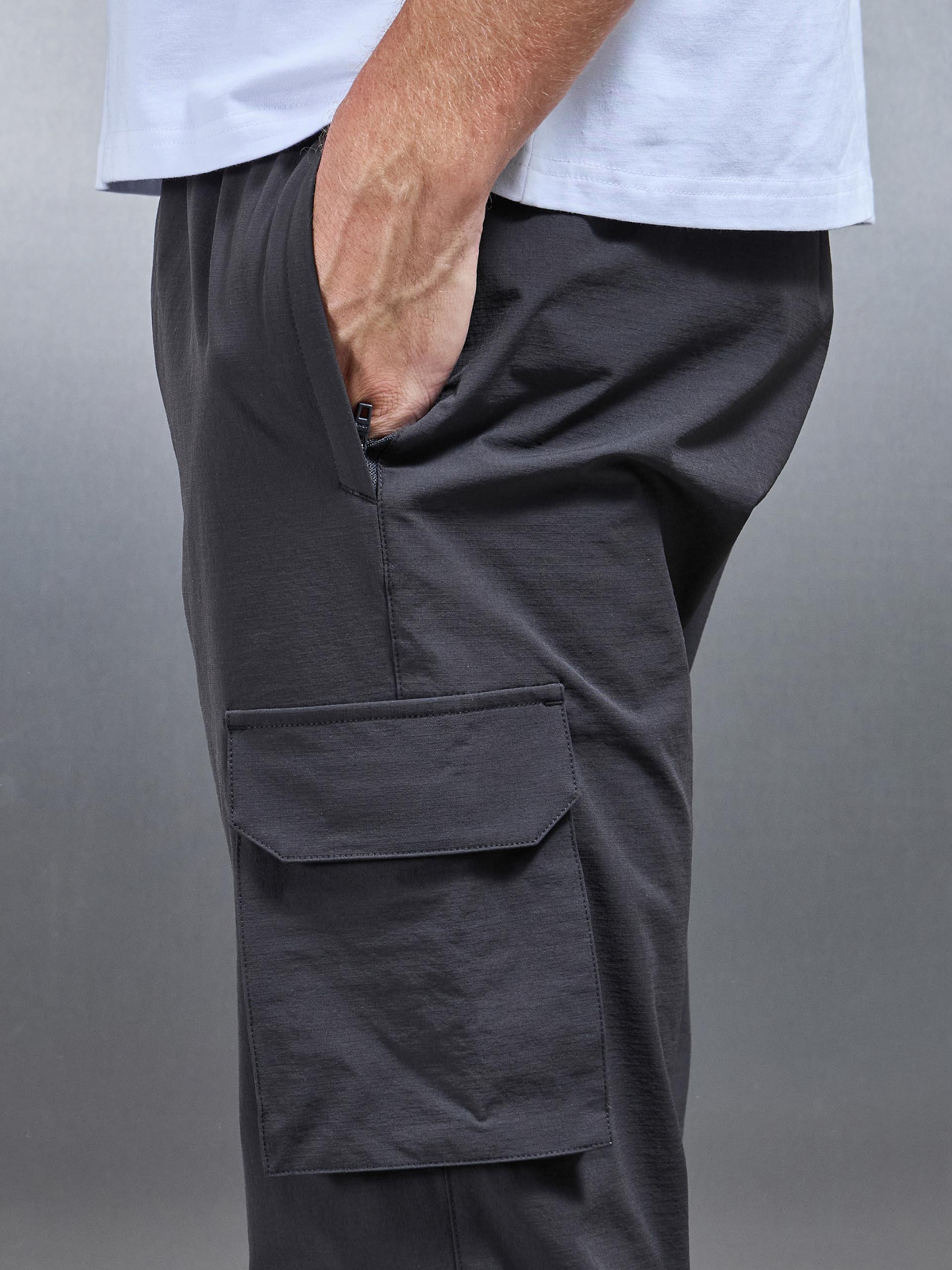 Relaxed Fit Utility Cargo Pant in Grey