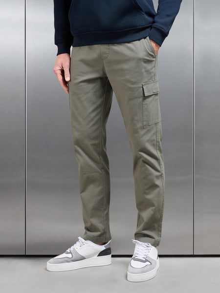 Relaxed Fit Cotton Cargo Pant in Olive