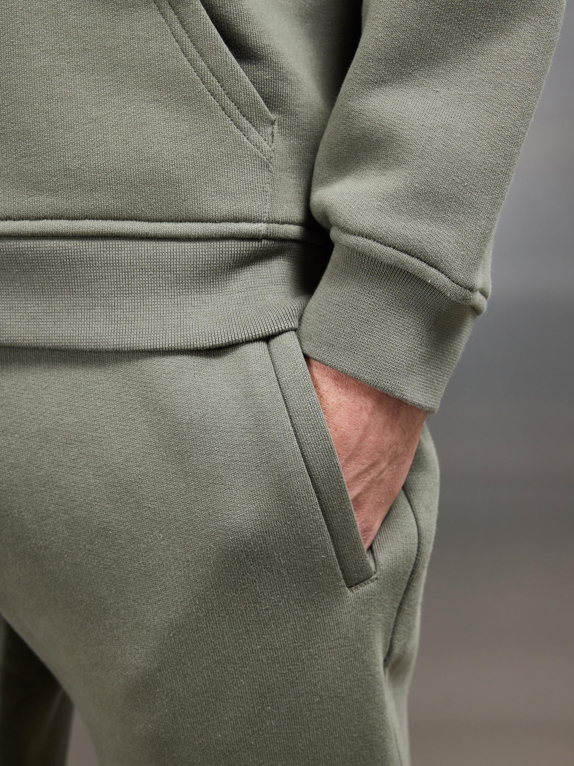 Relaxed Fit Tapered Leg Jogger in Olive