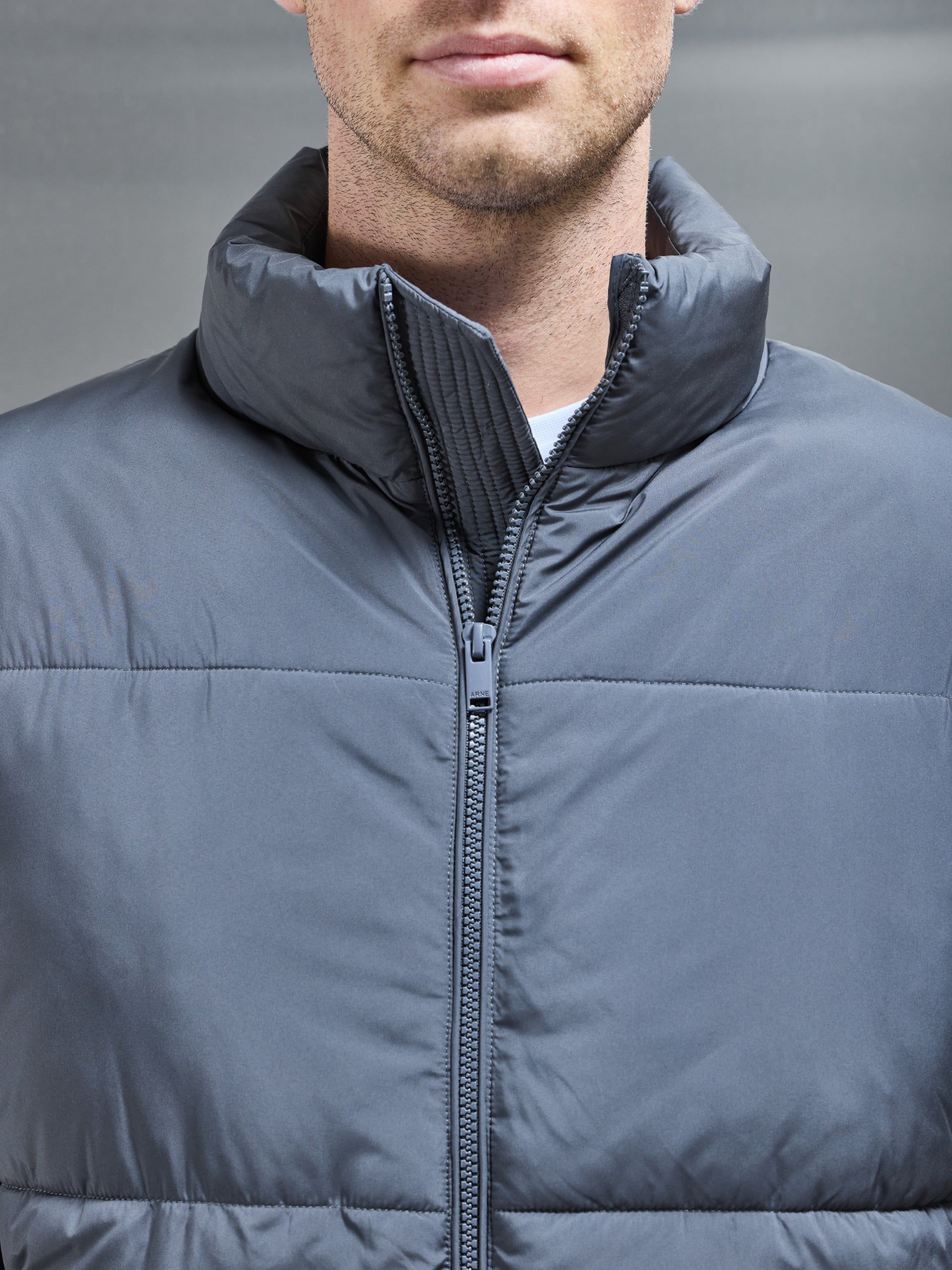 Relaxed Funnel Neck Puffer Jacket in Grey