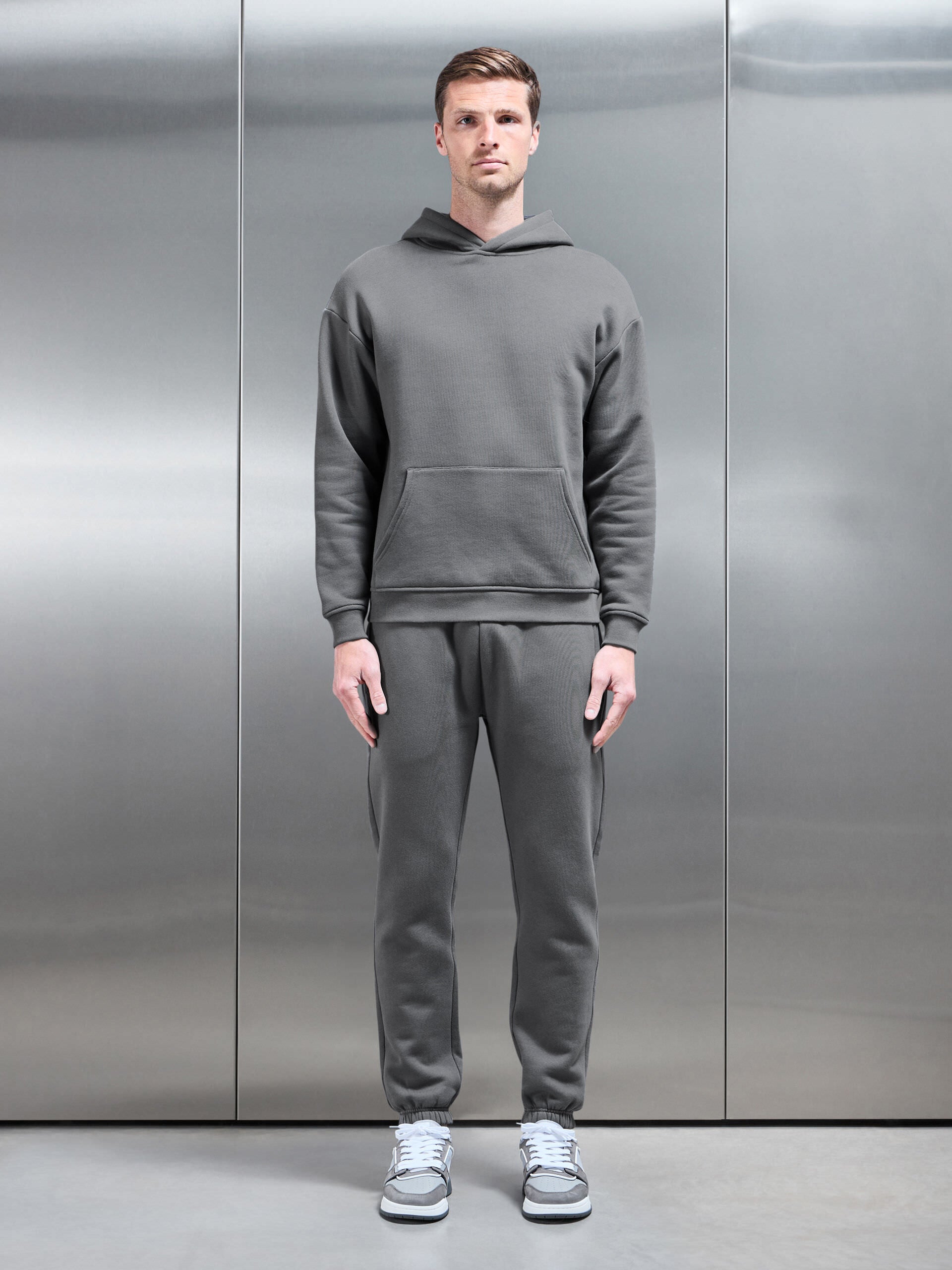 Relaxed Fit Jogger in Grey