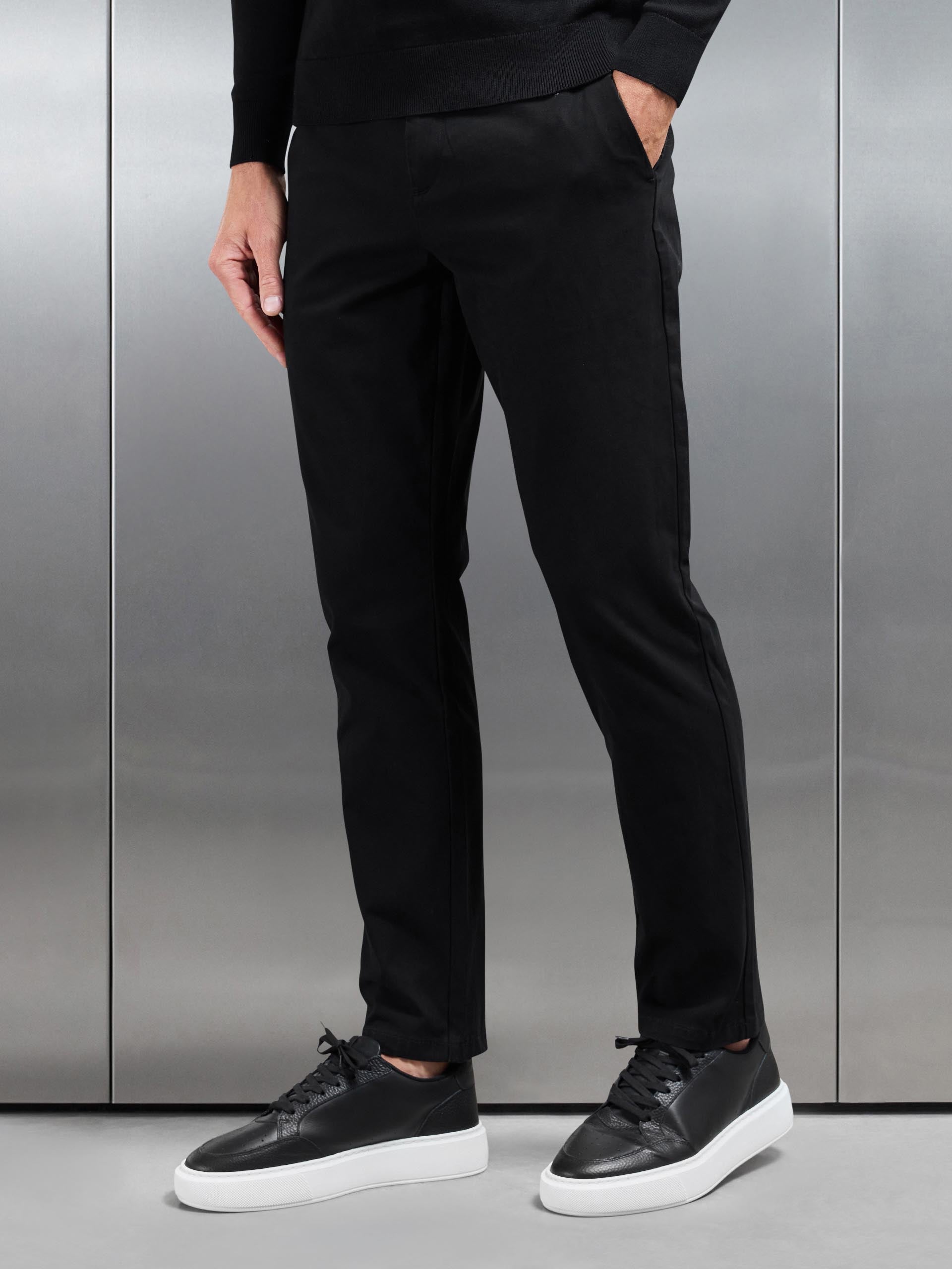 Relaxed Fit Chino Trouser in Black