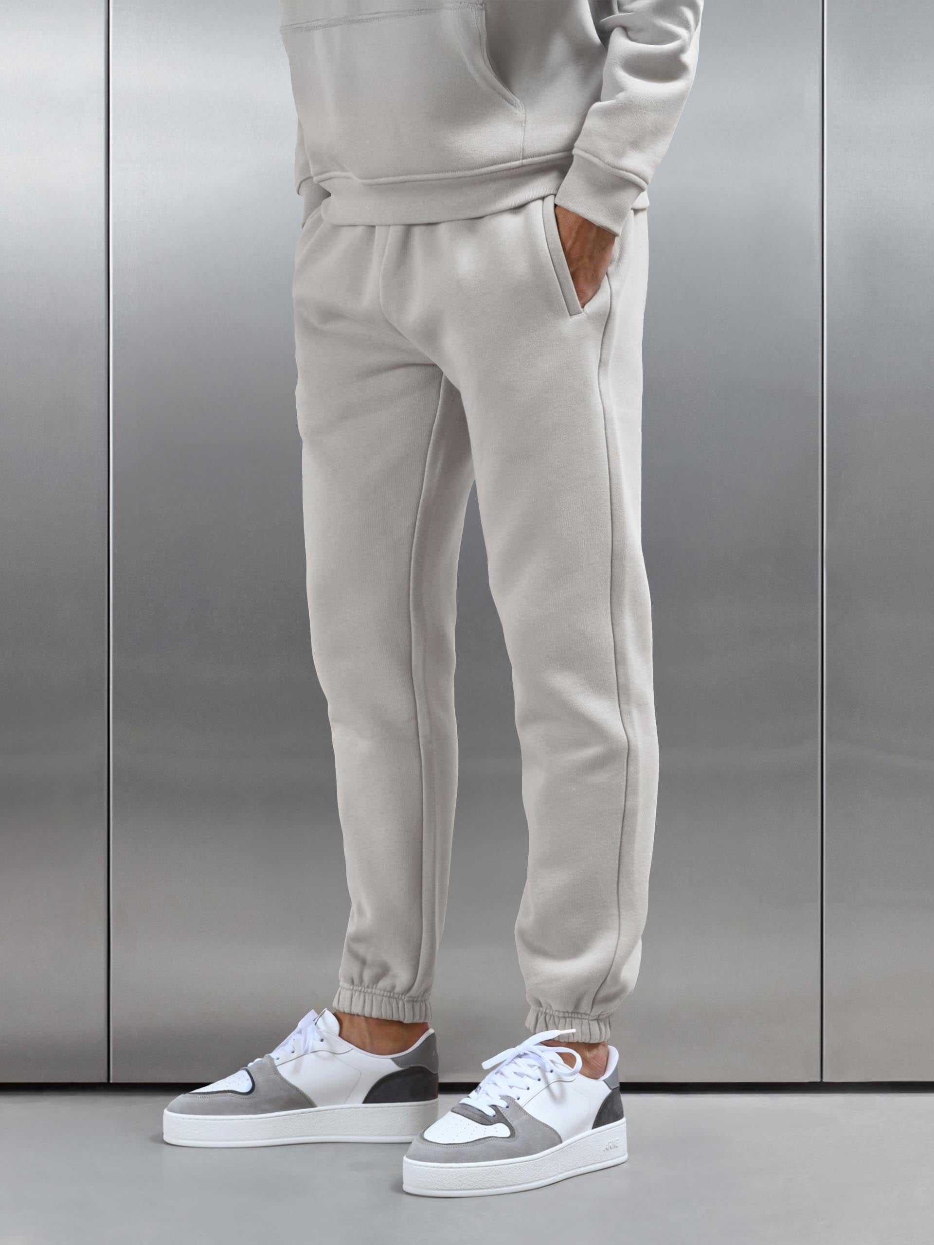Relaxed Cuffed Jogger in Stone