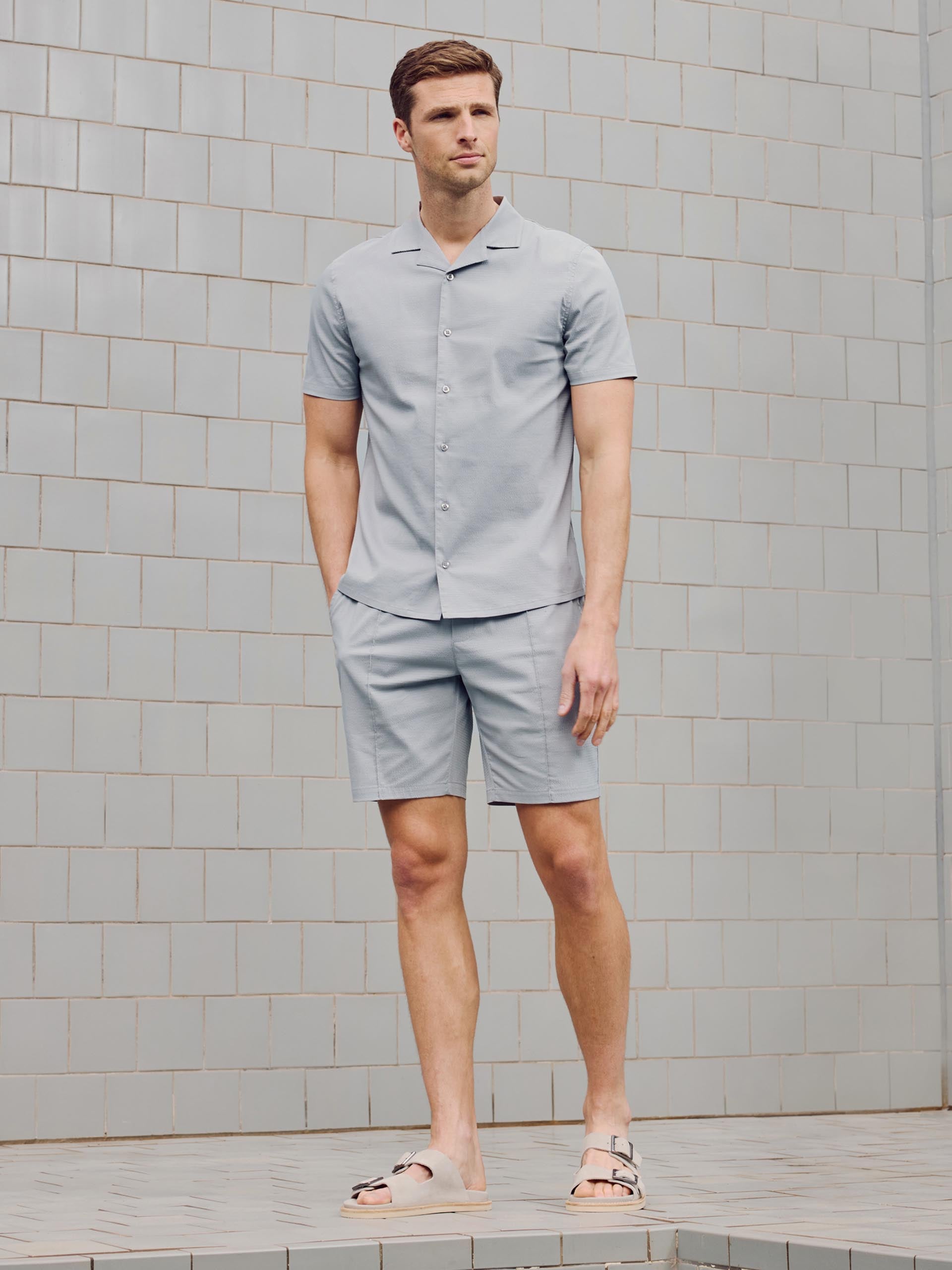 Seersucker Revere Collar Shirt in Stone