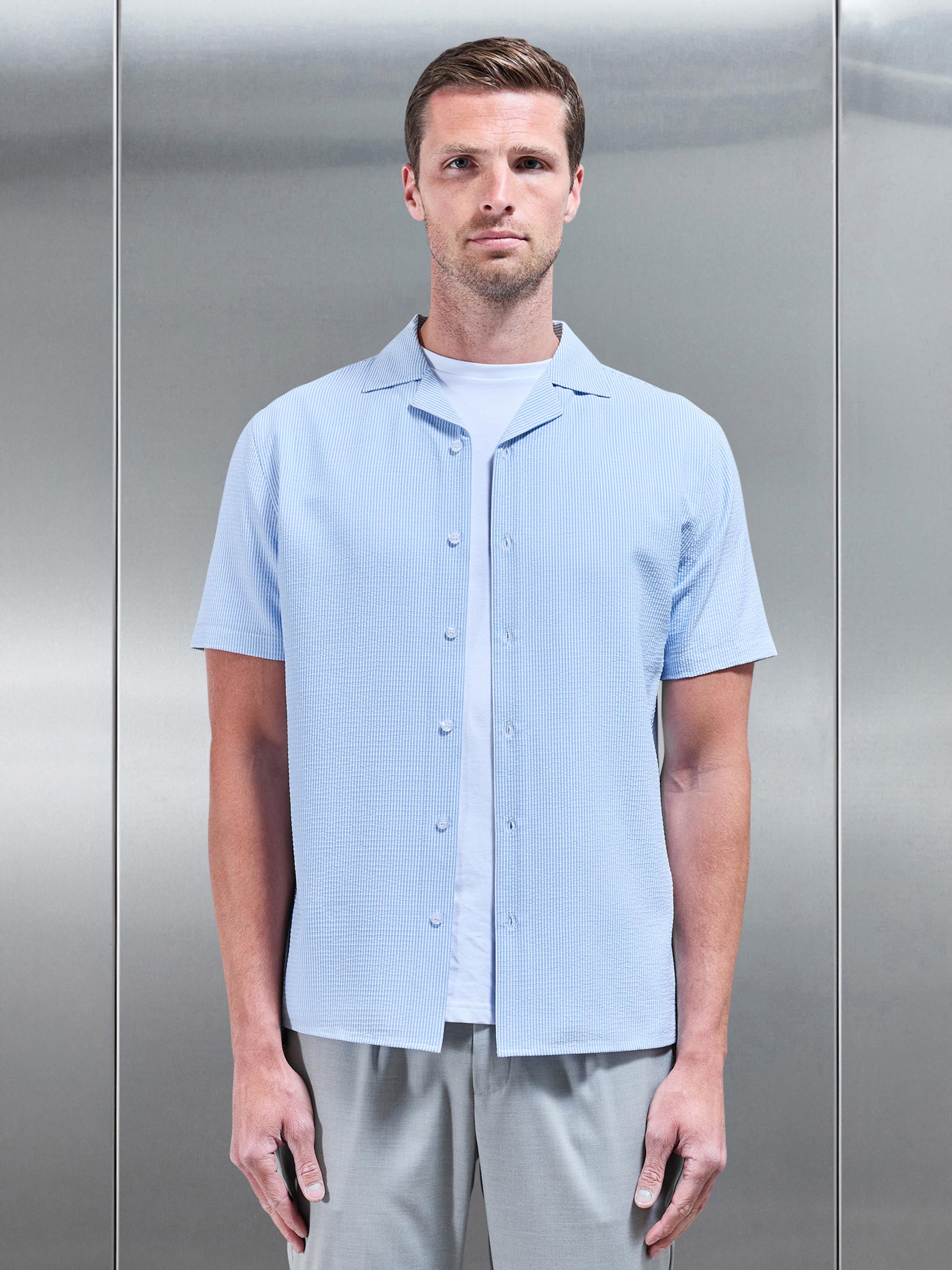 Seersucker Stripe Revere Collar Shirt in Light Blue