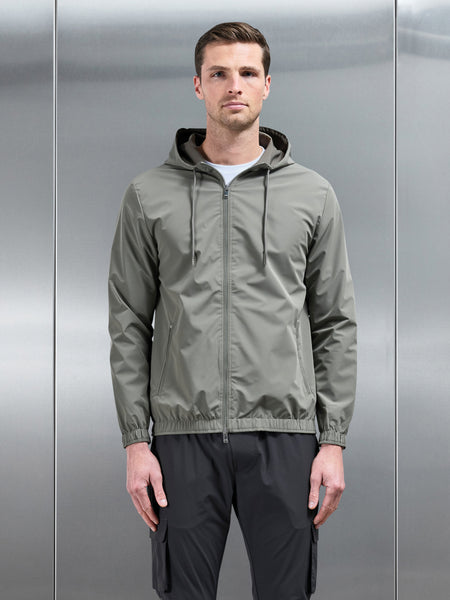 Shell Windbreaker in Olive