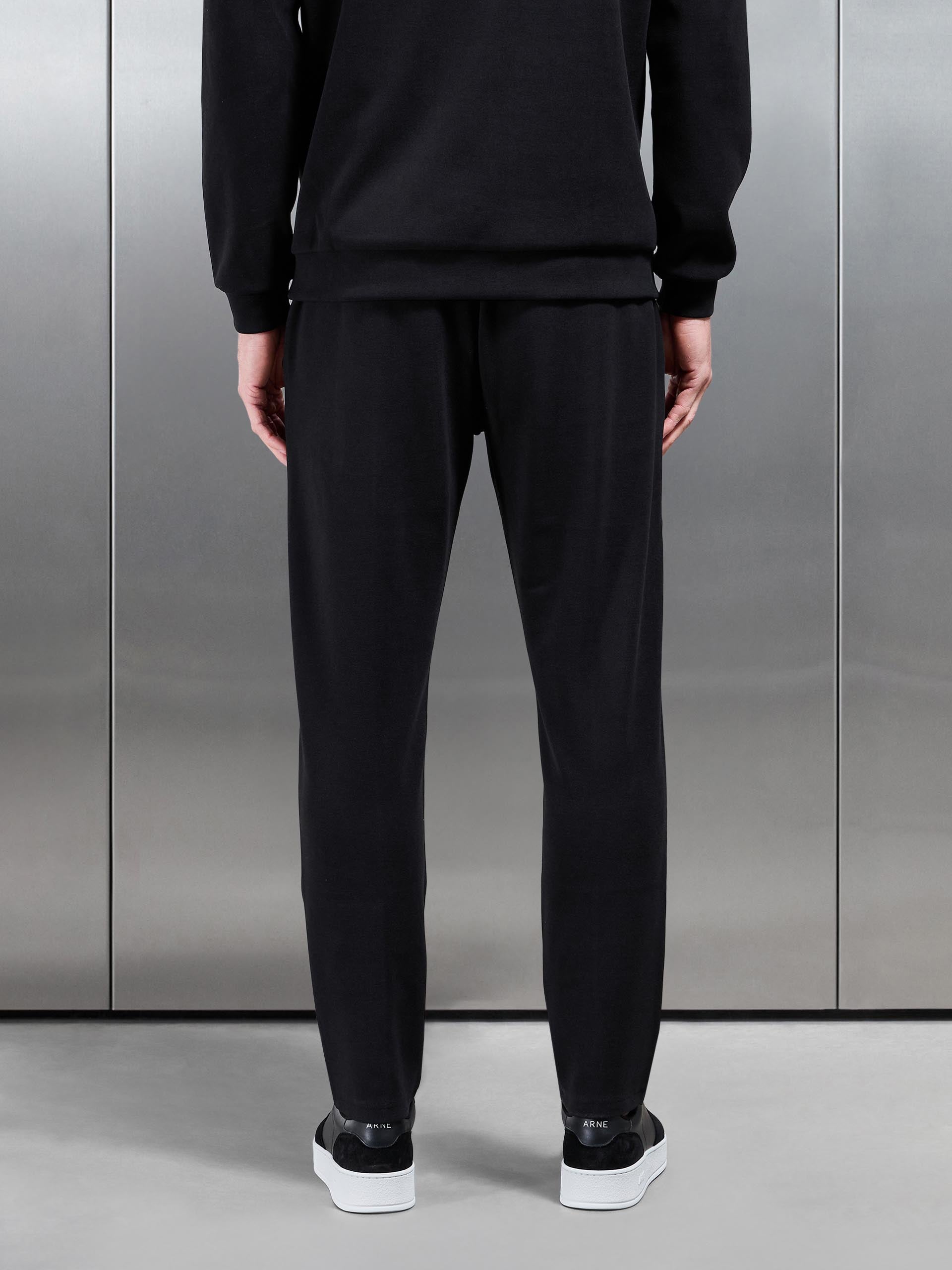 Slim Fit Knitted Jogger in Black