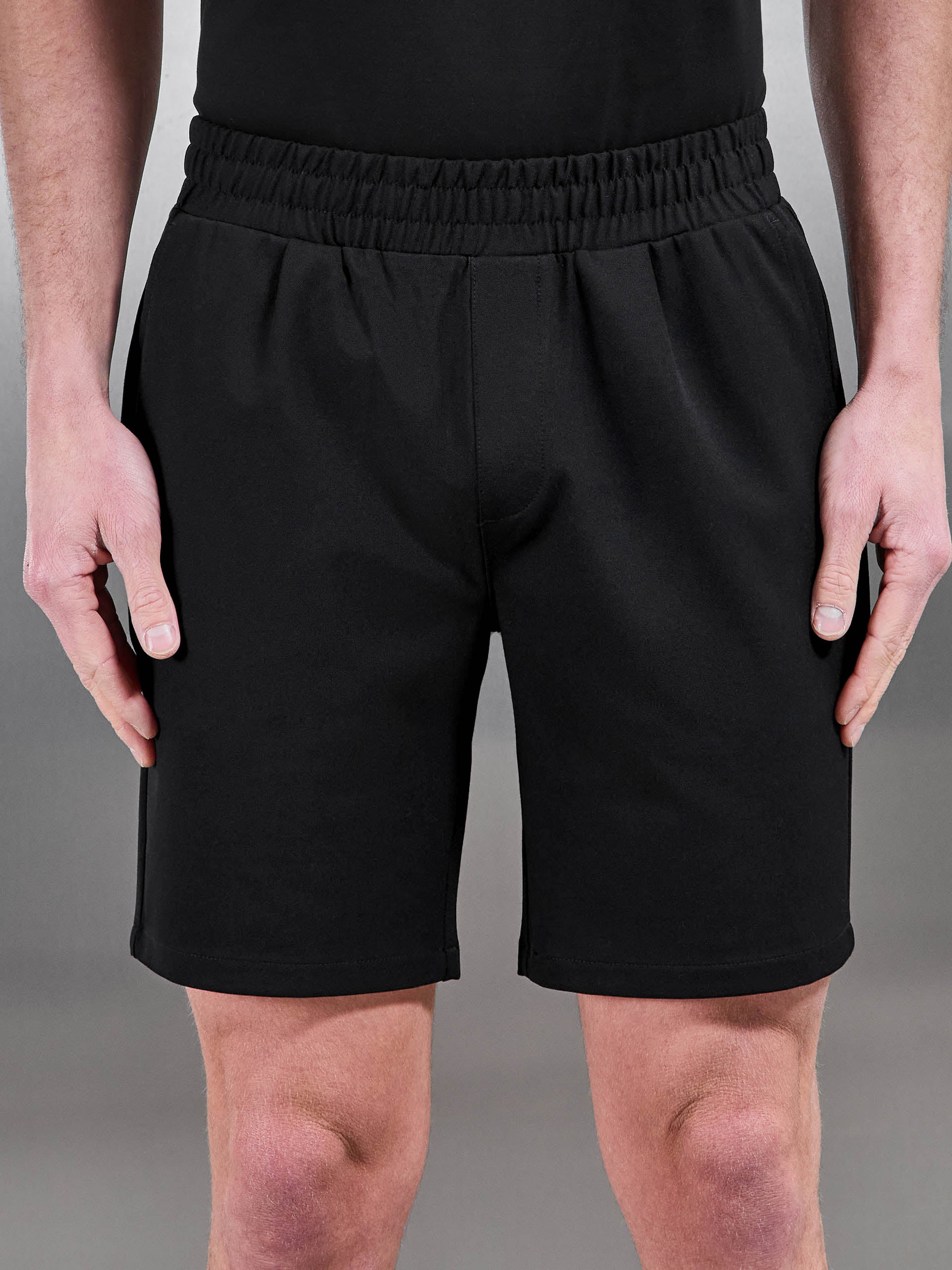 Smart Drawstring Tailored Short in Black