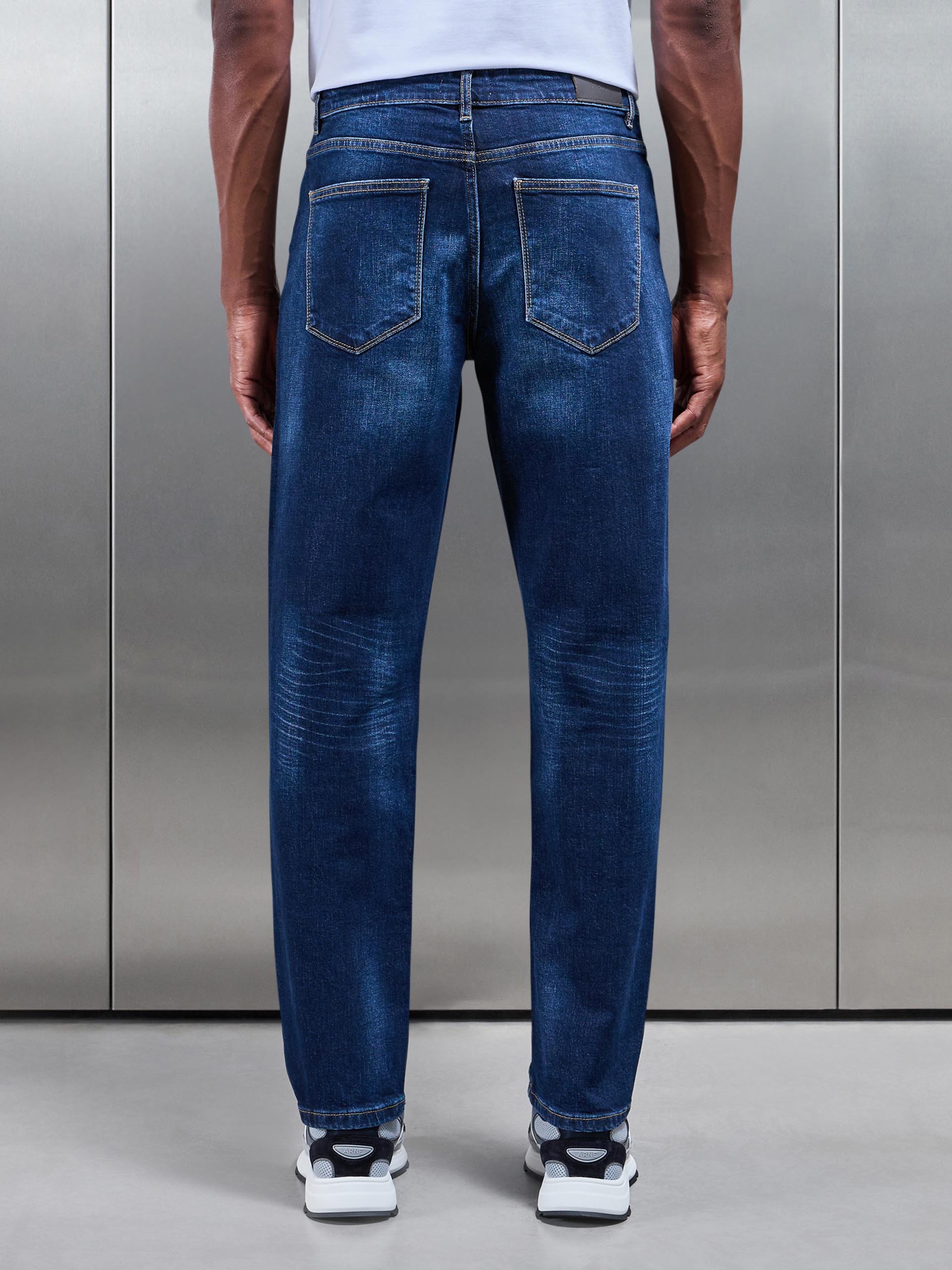 Straight Leg Denim Jeans in Dark Wash